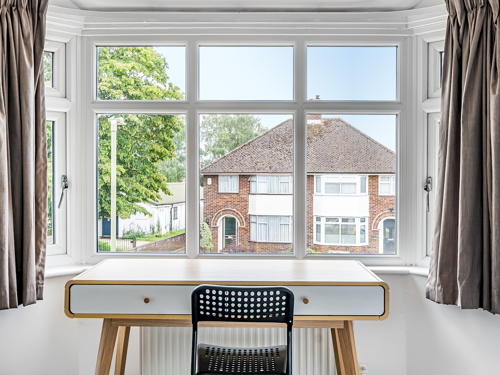 Stunning Modern 4 Bed with Parking and Garden - Pass the Keys in 8 Fairlie Road OX4 3SW - Property image 8 - VivreStays