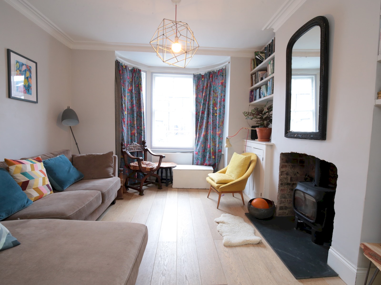 Charming Victorian Townhouse Central Oxford - Pass the Keys in 65 Hurst St, Oxford OX4 1HA, UK OX4 1HA - Property image 17 - VivreStays