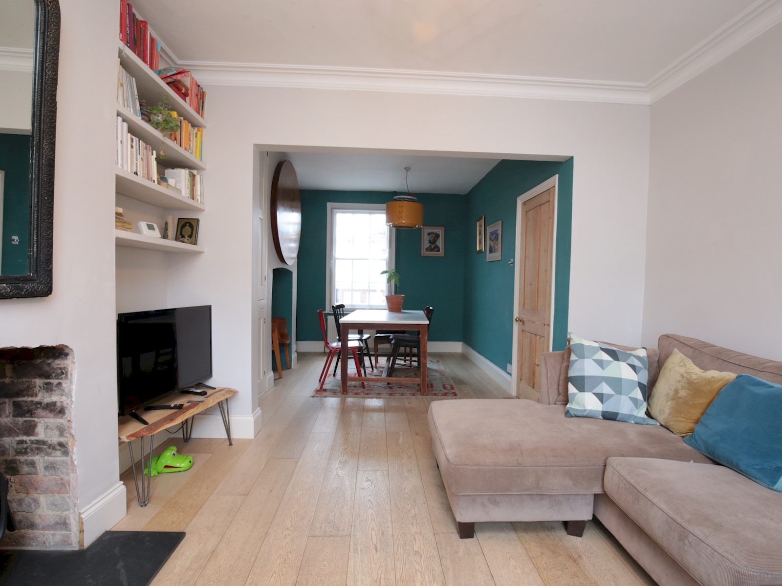 Charming Victorian Townhouse Central Oxford - Pass the Keys serviced apartment - Oxford - VivreStays