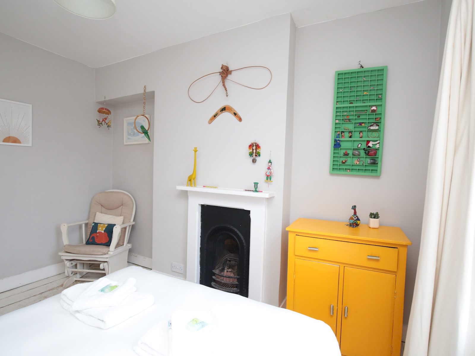 Charming Victorian Townhouse Central Oxford - Pass the Keys in 65 Hurst St, Oxford OX4 1HA, UK OX4 1HA - Property image 11 - VivreStays