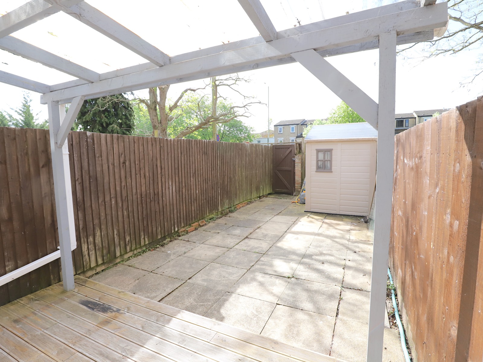 View Headington 4BR Home Parking and Garden Oxford - Pass the Keys in 13 Lyndworth Mews, Oxford, OX3 9HJ OX3 9HJ Headington 4BR Home Parking and Garden Oxford - Pass the Keys in 13 Lyndworth Mews, Oxford, OX3 9HJ OX3 9HJ - Property image 19 - VivreStays