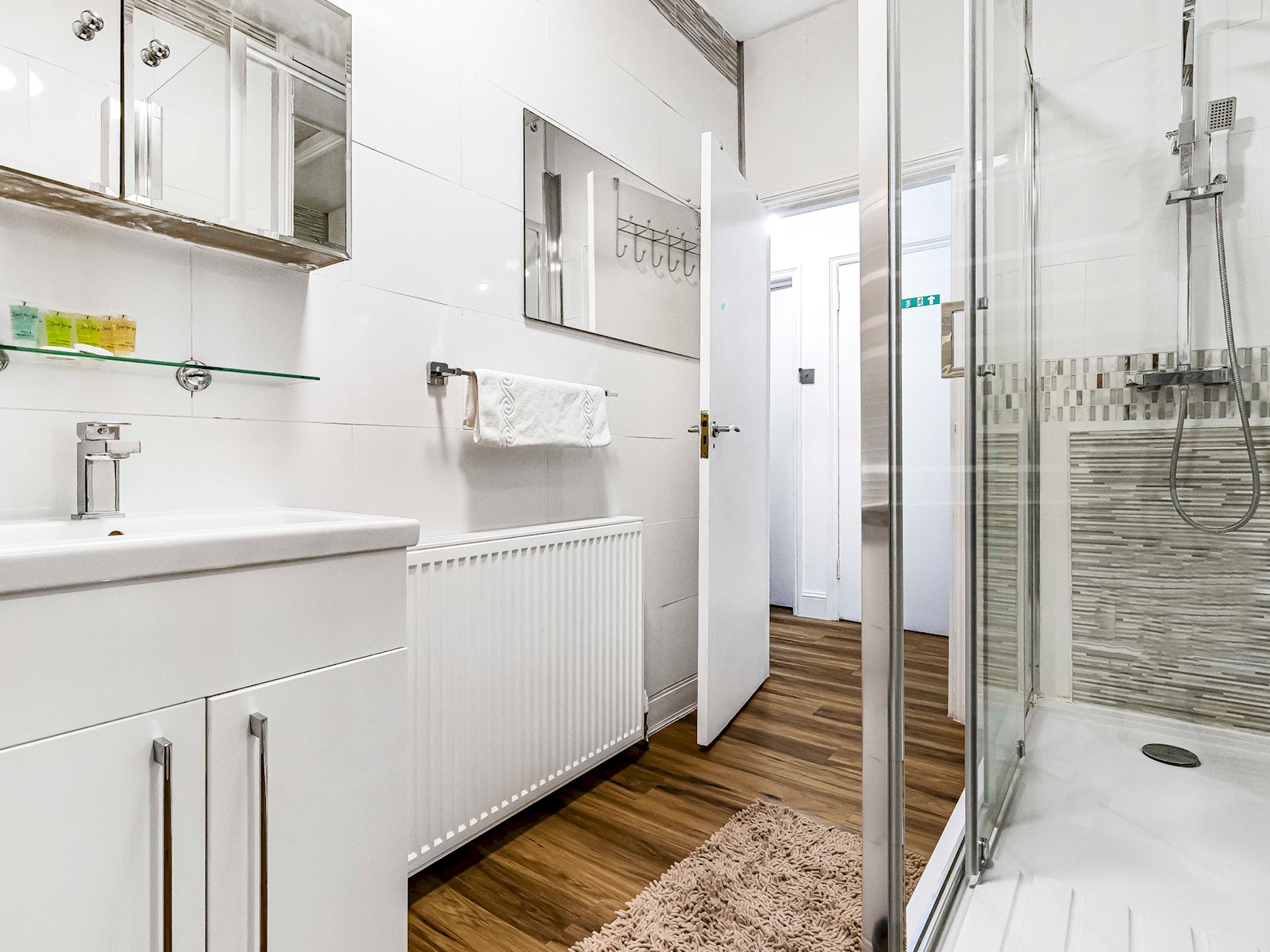 Spacious London Flat | Near Primrose Hill & Camden - Pass the Keys in Flat 3, 18 Lawn Road, NW3 2XR NW3 2XR - Property image 7 - VivreStays