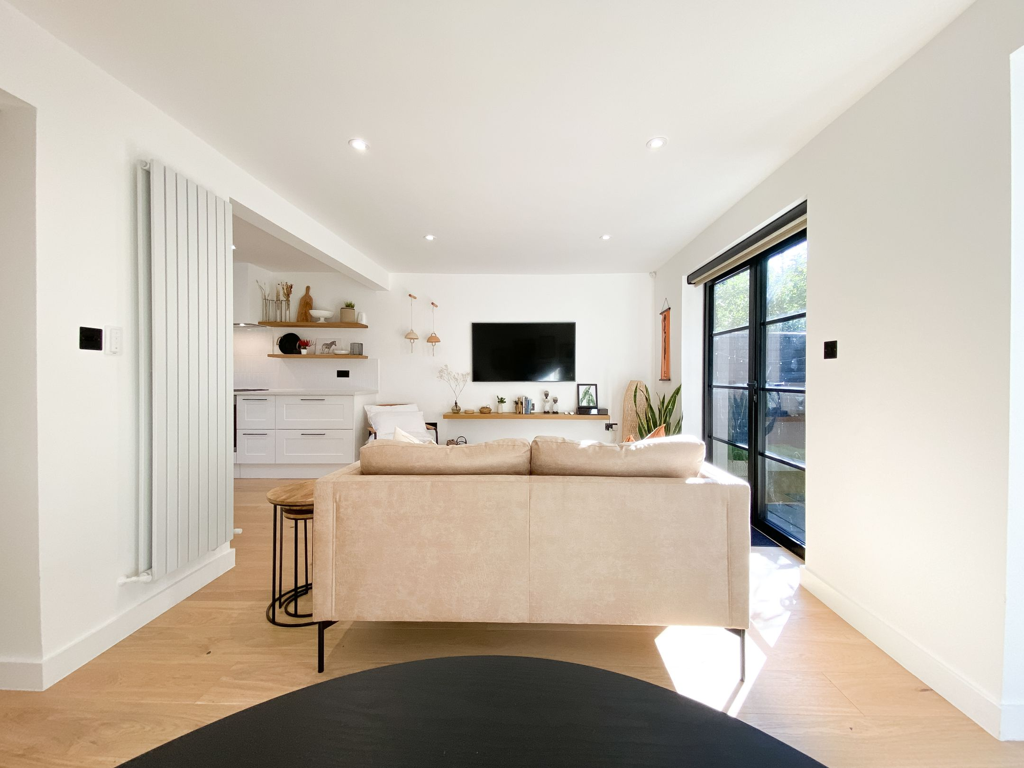 Designer 2 Storey Garden House - Pass the Keys in 17 Wine Cl E1W 3RQ - Property image 55 - VivreStays