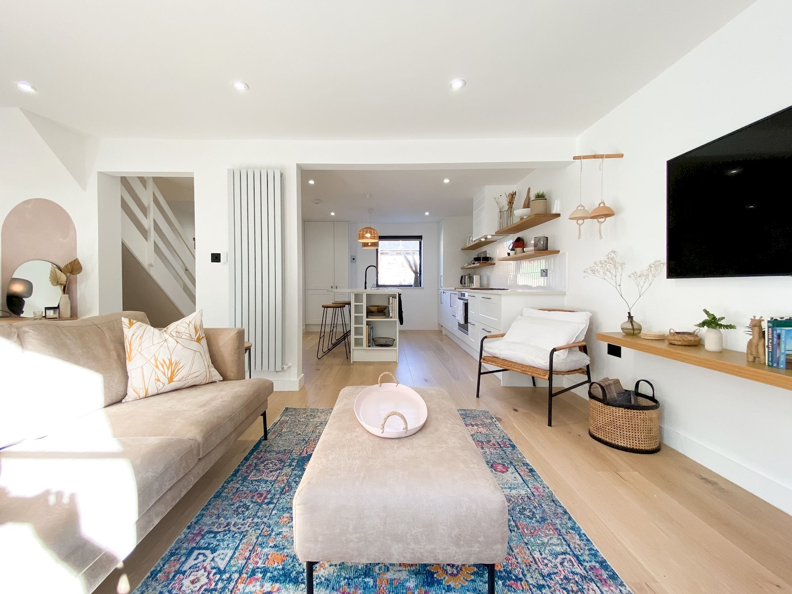 Designer 2 Storey Garden House - Pass the Keys in 17 Wine Cl E1W 3RQ - Property image 60 - VivreStays