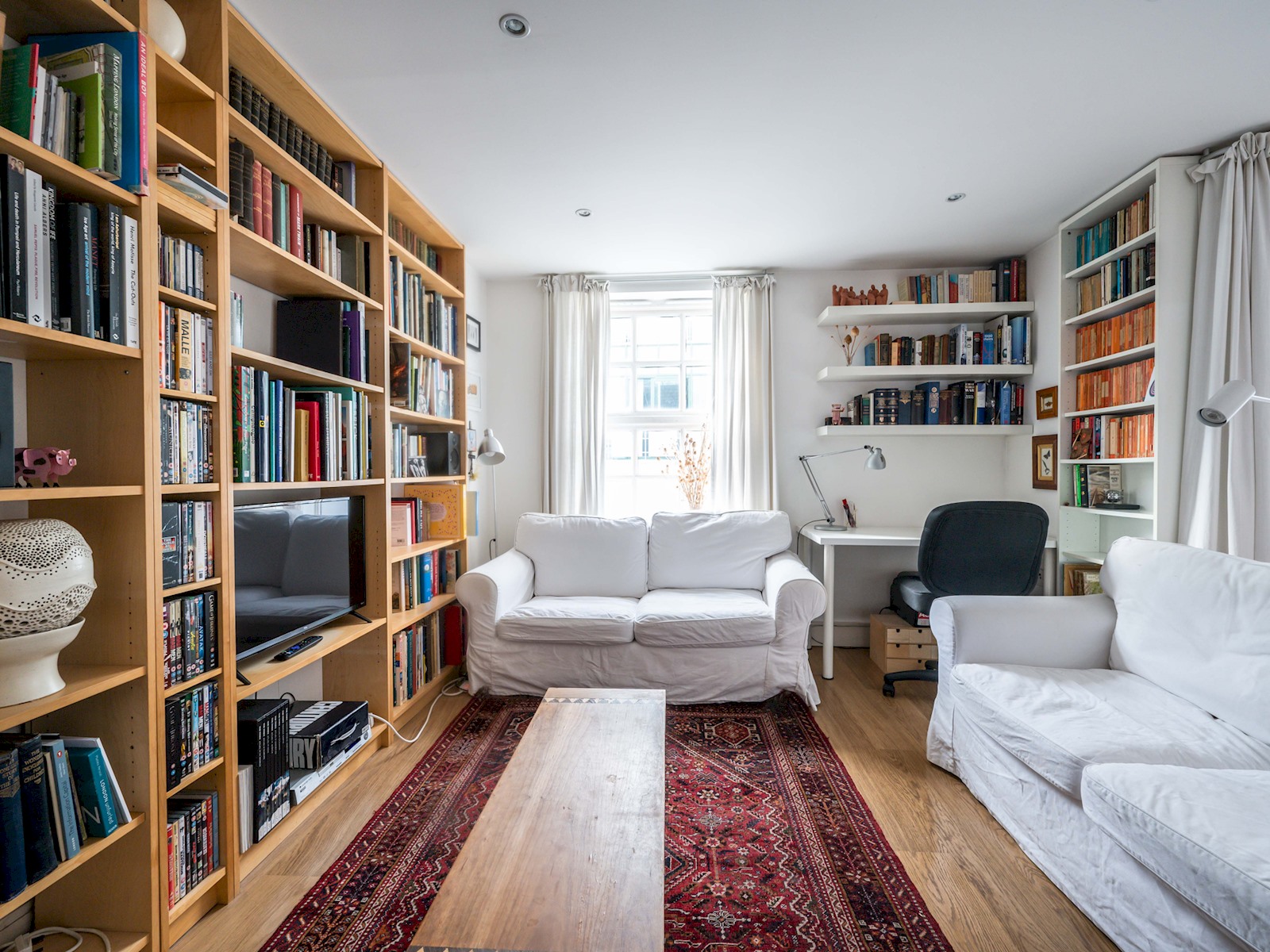 View Comfortable flat in Central London - Pass the Keys in Flat 11, 167 Bermondsey Street, London SE1 3UF SE1 3UF Comfortable flat in Central London - Pass the Keys in Flat 11, 167 Bermondsey Street, London SE1 3UF SE1 3UF - Property image 9 - VivreStays