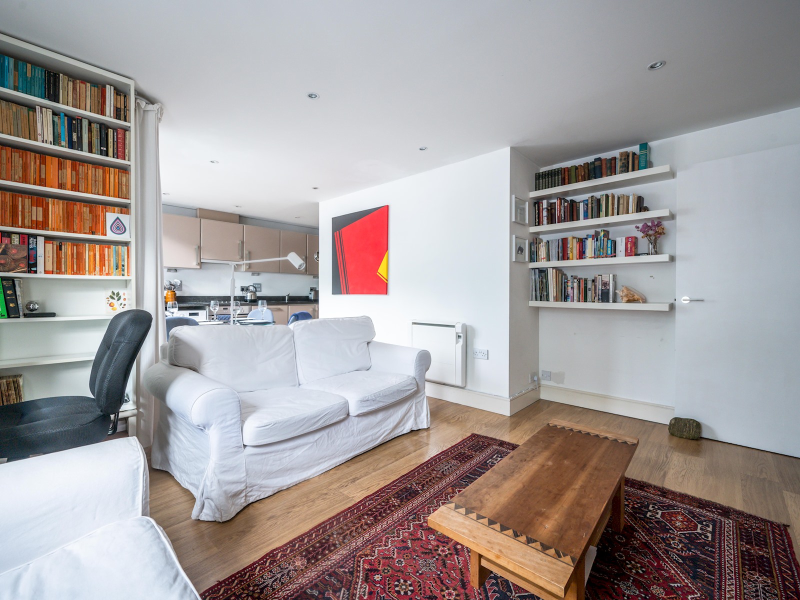 View Comfortable flat in Central London - Pass the Keys in Flat 11, 167 Bermondsey Street, London SE1 3UF SE1 3UF Comfortable flat in Central London - Pass the Keys in Flat 11, 167 Bermondsey Street, London SE1 3UF SE1 3UF - Property image 18 - VivreStays