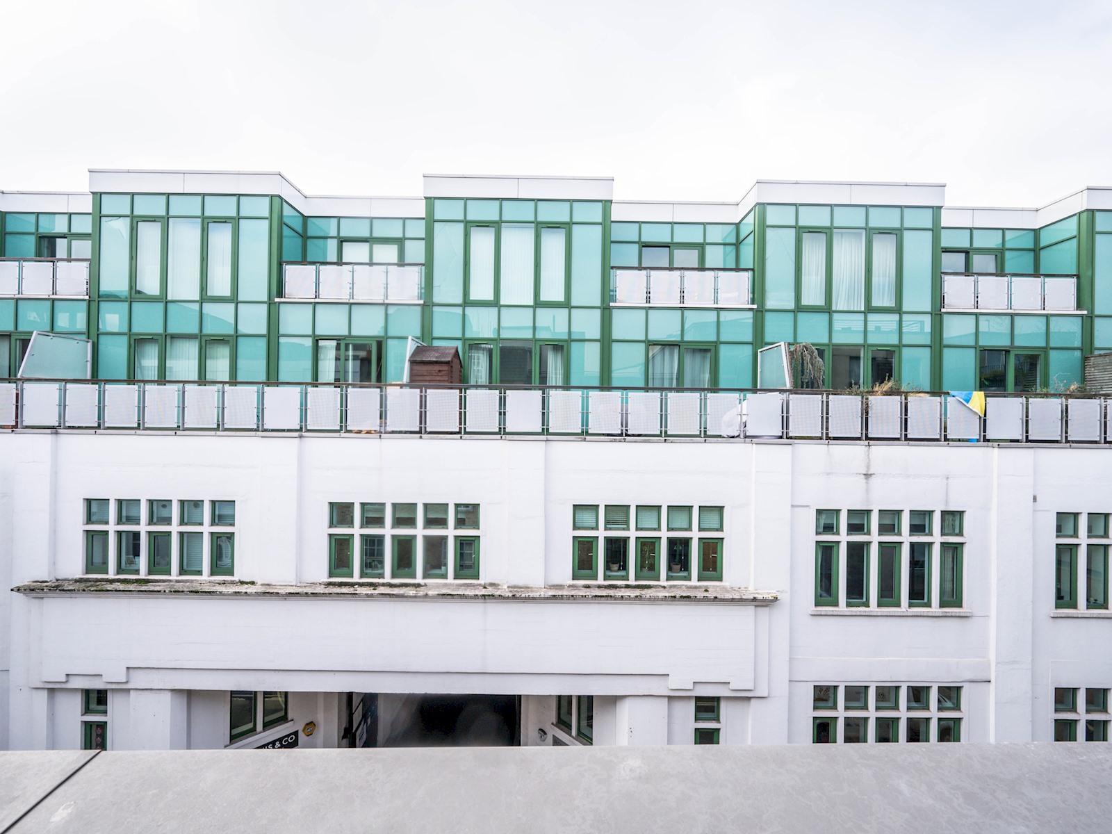 View Comfortable flat in Central London - Pass the Keys in Flat 11, 167 Bermondsey Street, London SE1 3UF SE1 3UF Comfortable flat in Central London - Pass the Keys in Flat 11, 167 Bermondsey Street, London SE1 3UF SE1 3UF - Property image 57 - VivreStays