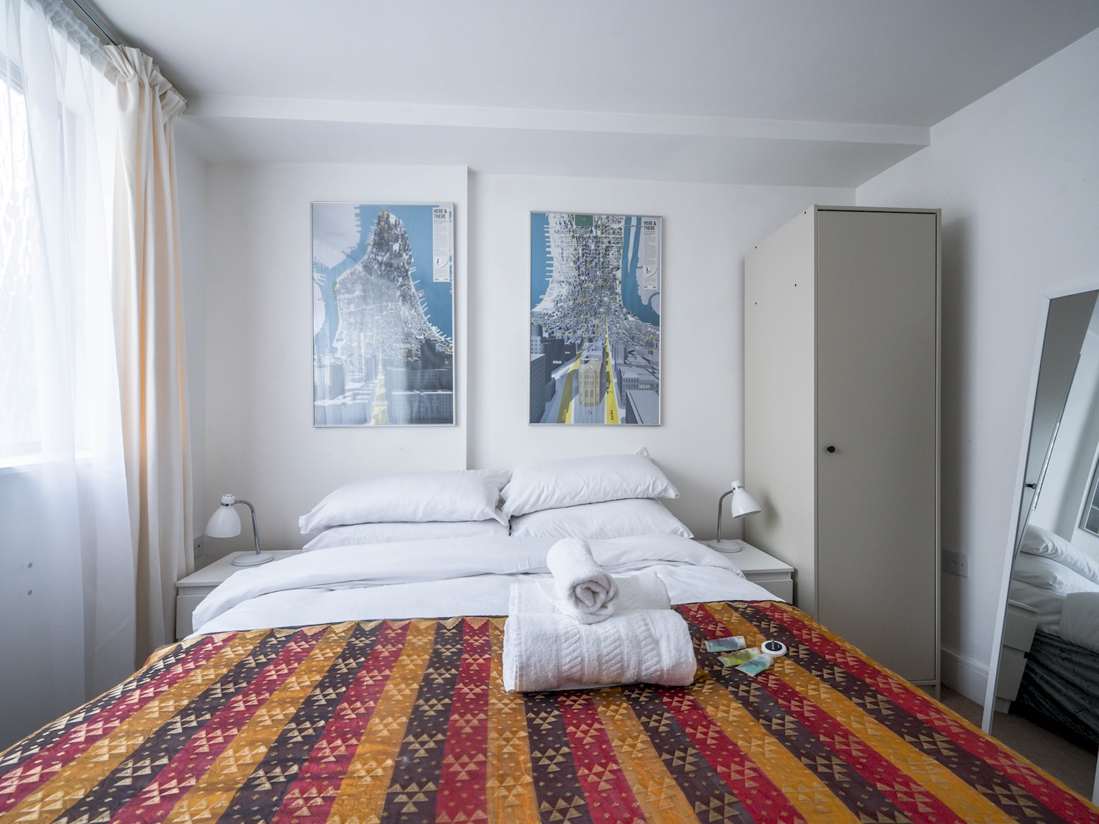 View Comfortable flat in Central London - Pass the Keys in Flat 11, 167 Bermondsey Street, London SE1 3UF SE1 3UF Comfortable flat in Central London - Pass the Keys in Flat 11, 167 Bermondsey Street, London SE1 3UF SE1 3UF - Property image 20 - VivreStays