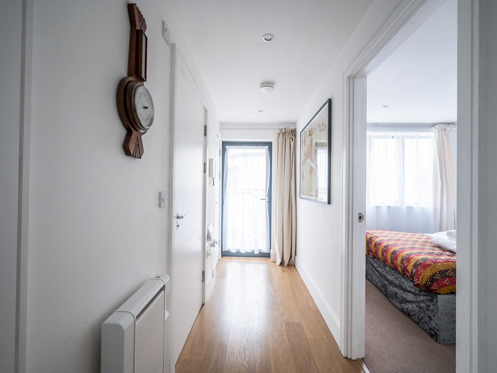 View Comfortable flat in Central London - Pass the Keys in Flat 11, 167 Bermondsey Street, London SE1 3UF SE1 3UF Comfortable flat in Central London - Pass the Keys in Flat 11, 167 Bermondsey Street, London SE1 3UF SE1 3UF - Property image 46 - VivreStays