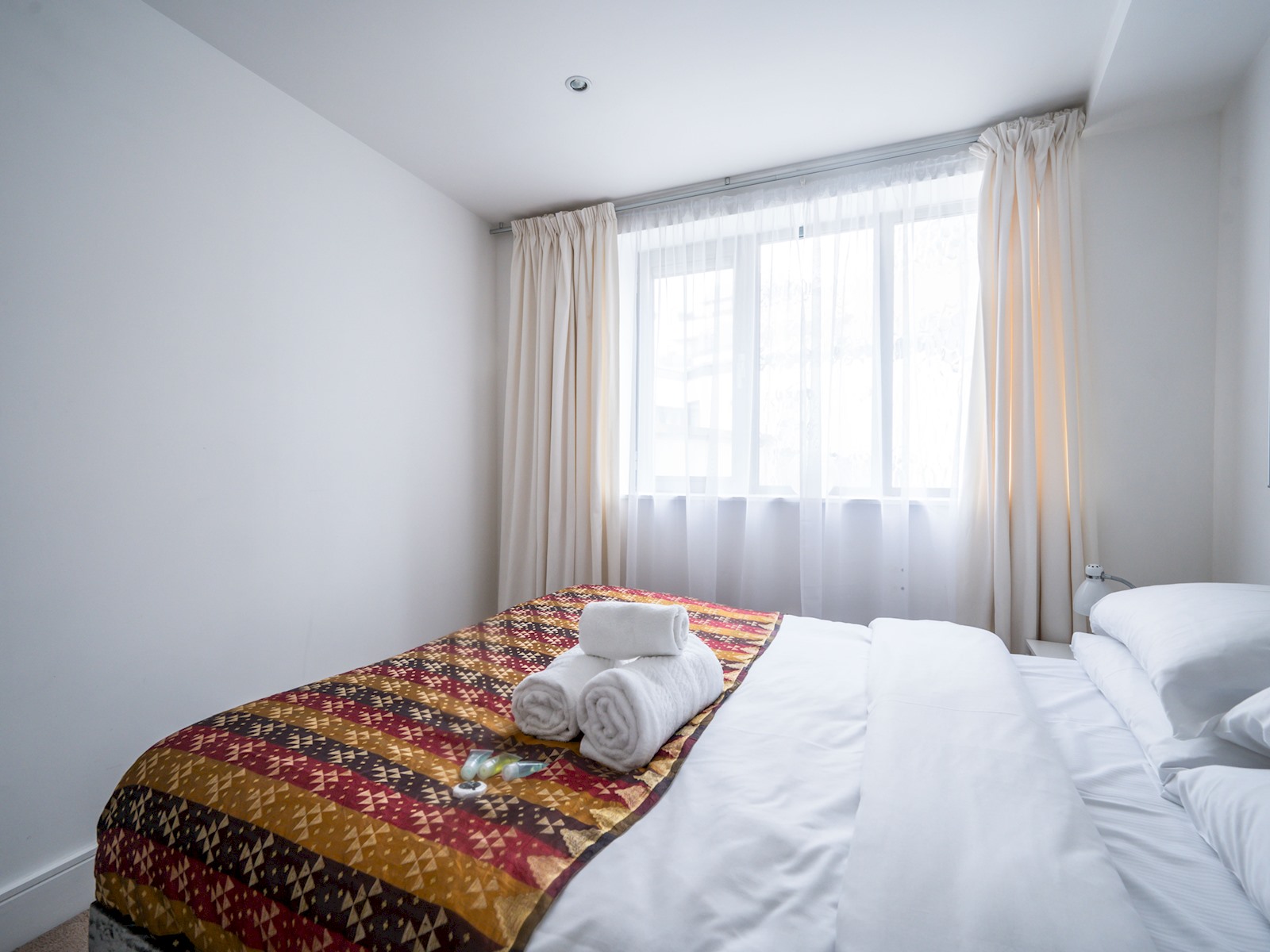 View Comfortable flat in Central London - Pass the Keys in Flat 11, 167 Bermondsey Street, London SE1 3UF SE1 3UF Comfortable flat in Central London - Pass the Keys in Flat 11, 167 Bermondsey Street, London SE1 3UF SE1 3UF - Property image 10 - VivreStays