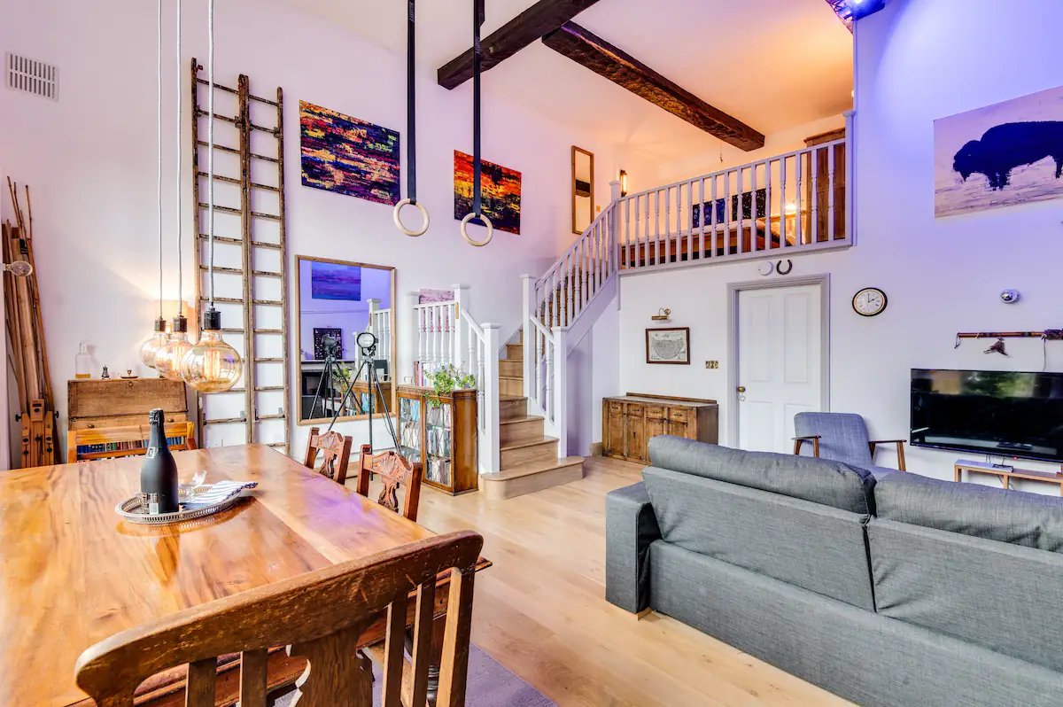 Flat 8, Bishophill · Stunning 1-Bed Flat within York's City Walls - Pass the Keys serviced apartment - York - VivreStays