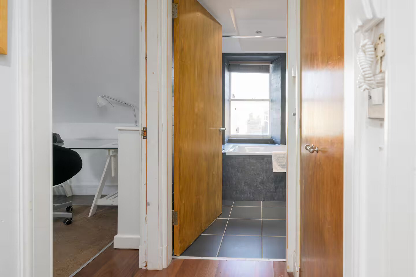 Cosy Studio Apartment - Embrace Edinburgh's Charm - Pass the Keys in 30 Flat 5 West Crosscauseway EH8 9JP - Property image 21 - VivreStays