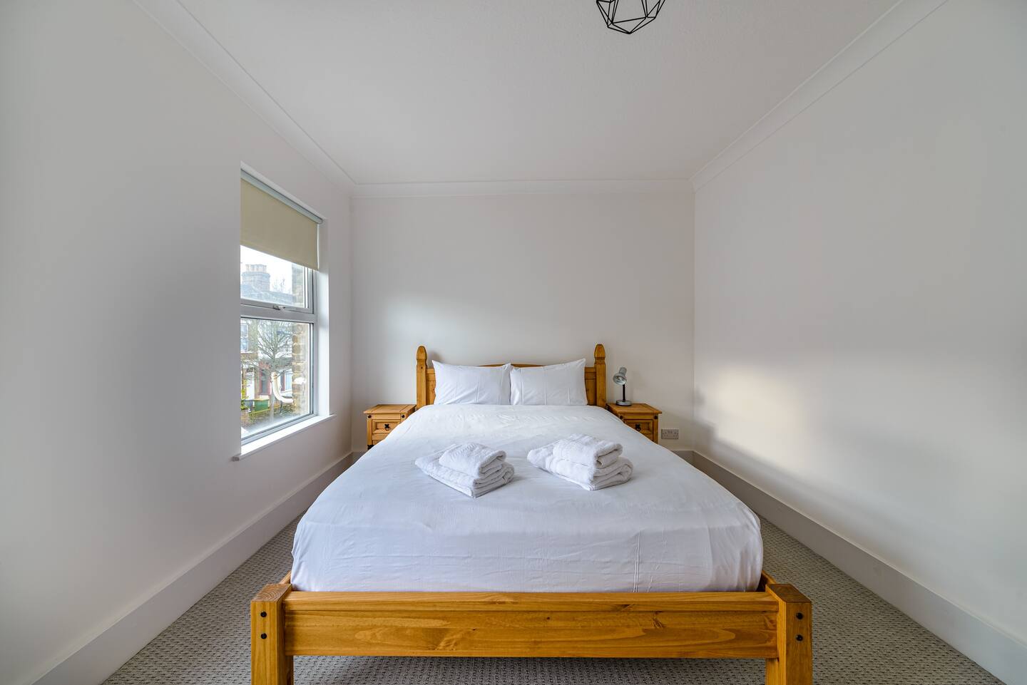 Modern Simplicity 10mins from Westfield, Stratford - Pass the Keys in 57 Janson Road E15 1TE - Property image 7 - VivreStays