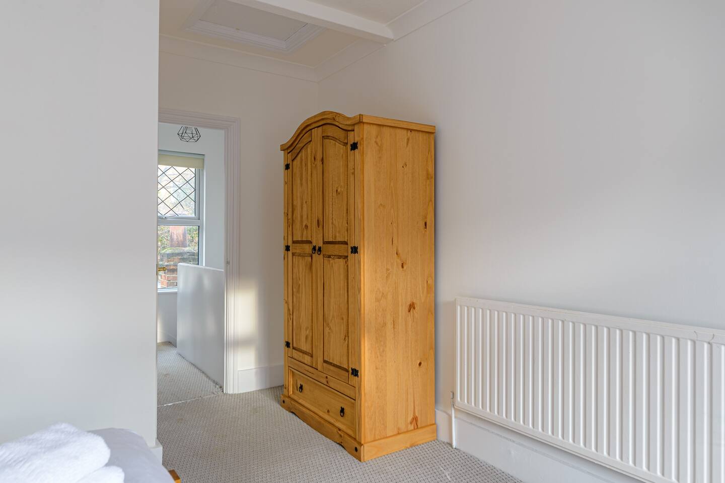 Modern Simplicity 10mins from Westfield, Stratford - Pass the Keys in 57 Janson Road E15 1TE - Property image 22 - VivreStays