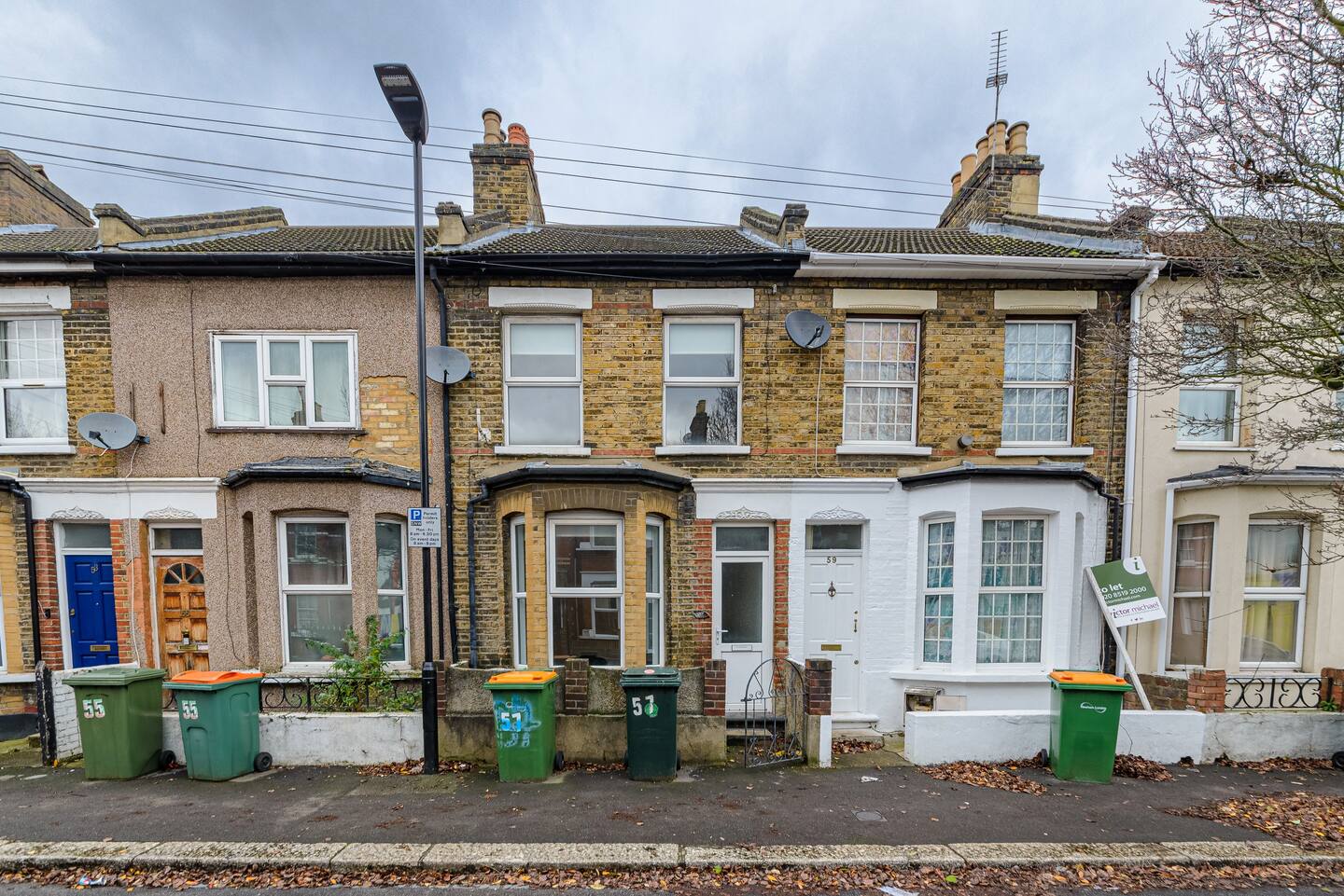Modern Simplicity 10mins from Westfield, Stratford - Pass the Keys in 57 Janson Road E15 1TE - Property image 26 - VivreStays
