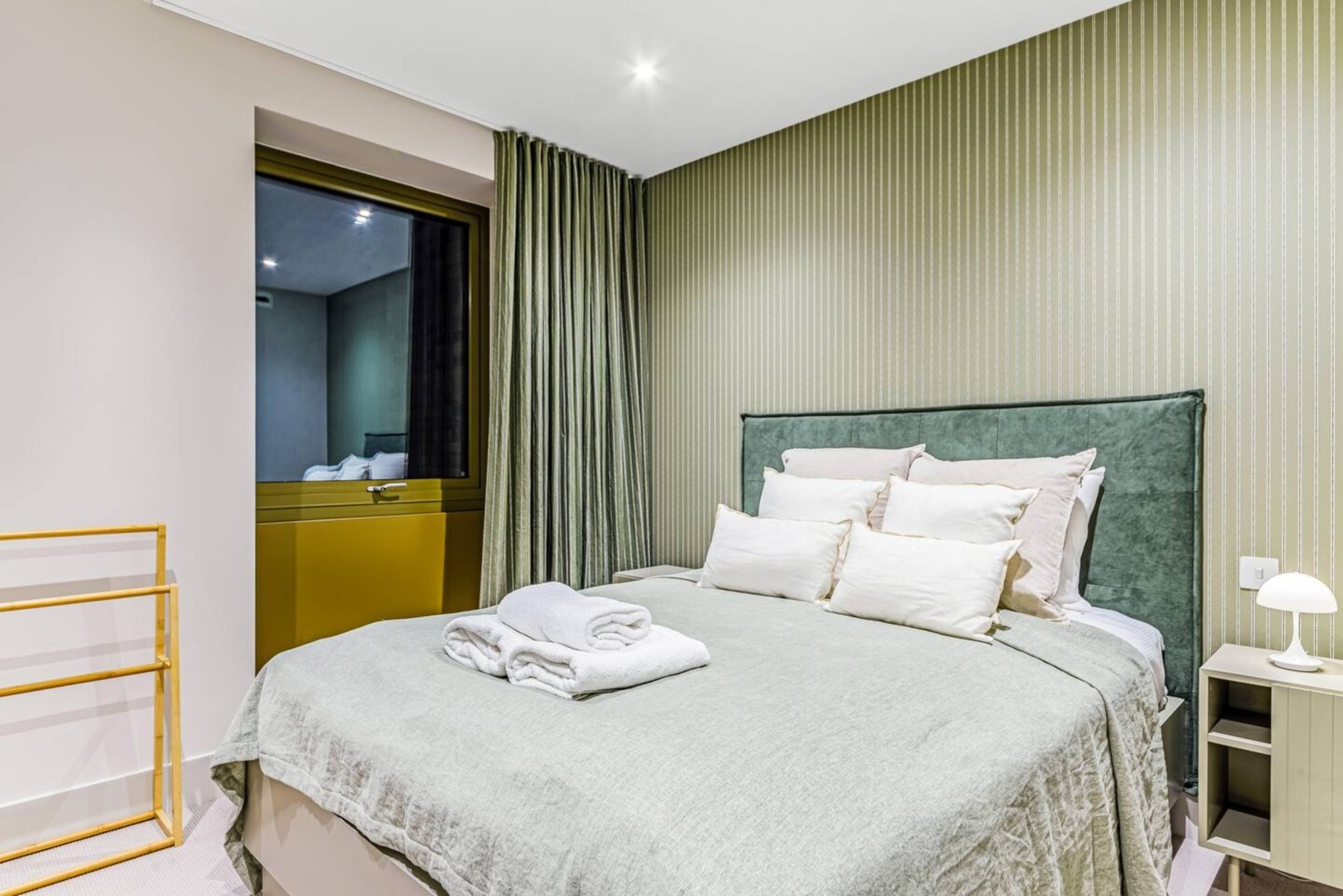 Heart of Paddington - Modern 1Bedroom Apartment - Pass the Keys in Flat 31, 16 Crompton Street W2 1ND W2 1ND - Property image 15 - VivreStays