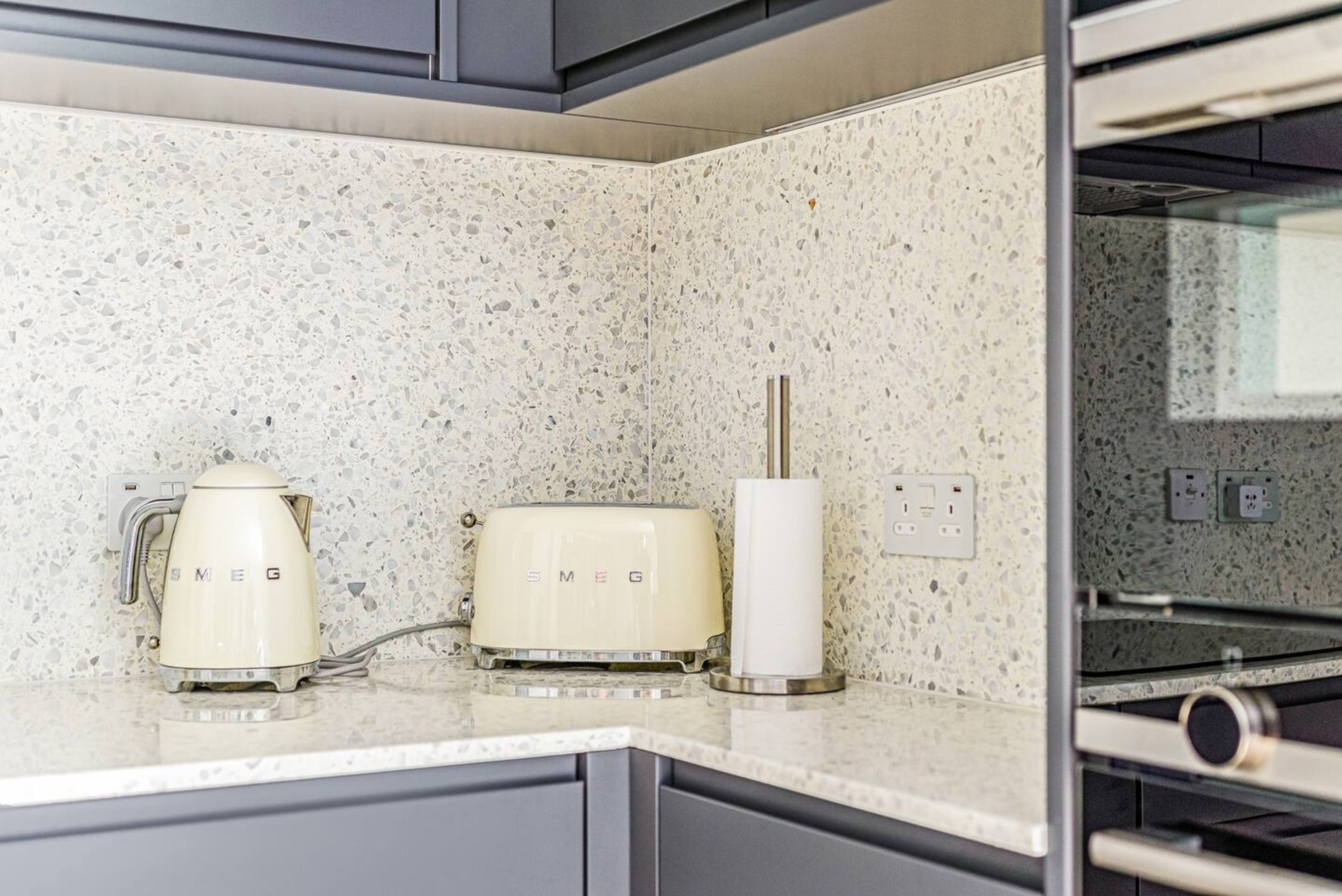 Heart of Paddington - Modern 1Bedroom Apartment - Pass the Keys in Flat 31, 16 Crompton Street W2 1ND W2 1ND - Property image 12 - VivreStays