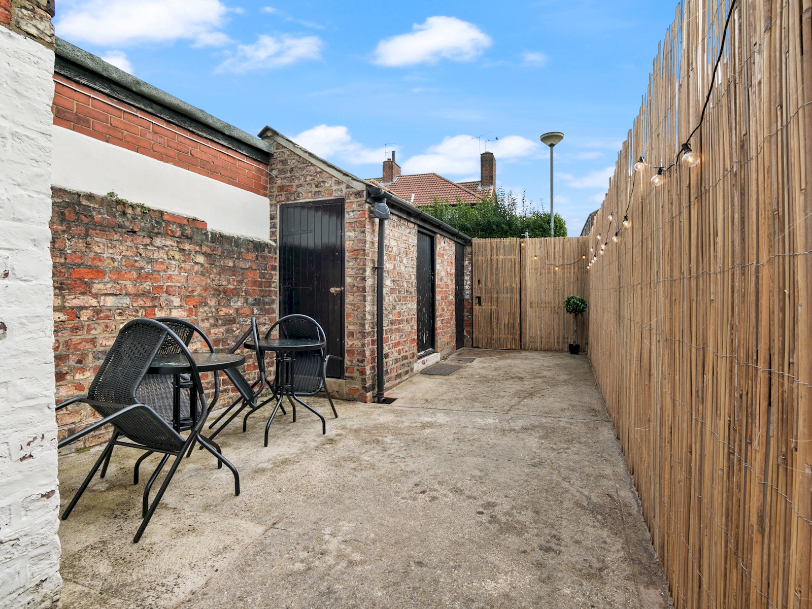Refurbished 2 Bed Close To City - Pass The Keys in 61 Dale Street, York, YO23 1AE YO24 1AH - Property image 20 - VivreStays