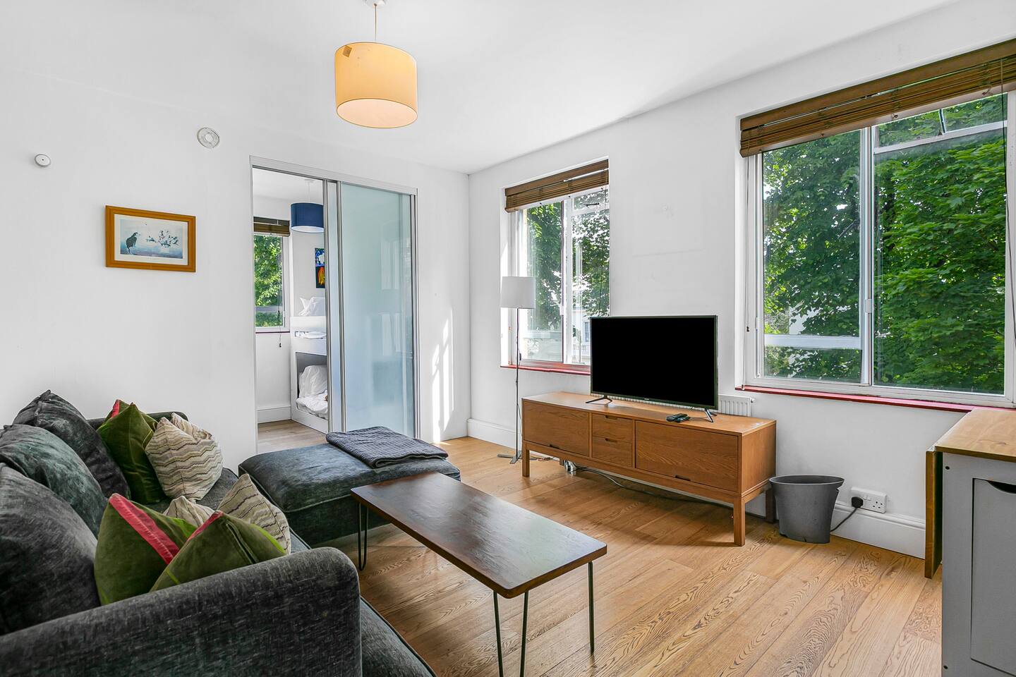 Cozy flat in Beautiful Little Venice, London - Pass the Keys in 113 John Aird Court, Howley Place W2 1UZ - Property image 27 - VivreStays