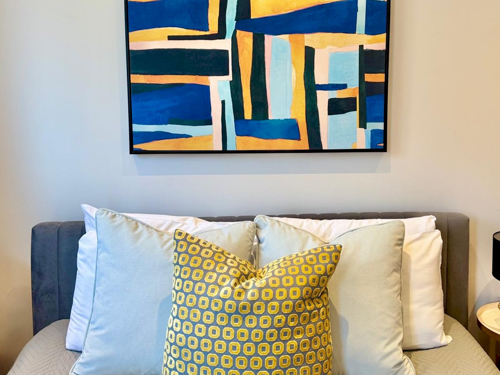 Cosy Studio Shepherd’s Bush Steps to Tube - Pass The Keys serviced apartment - London - VivreStays