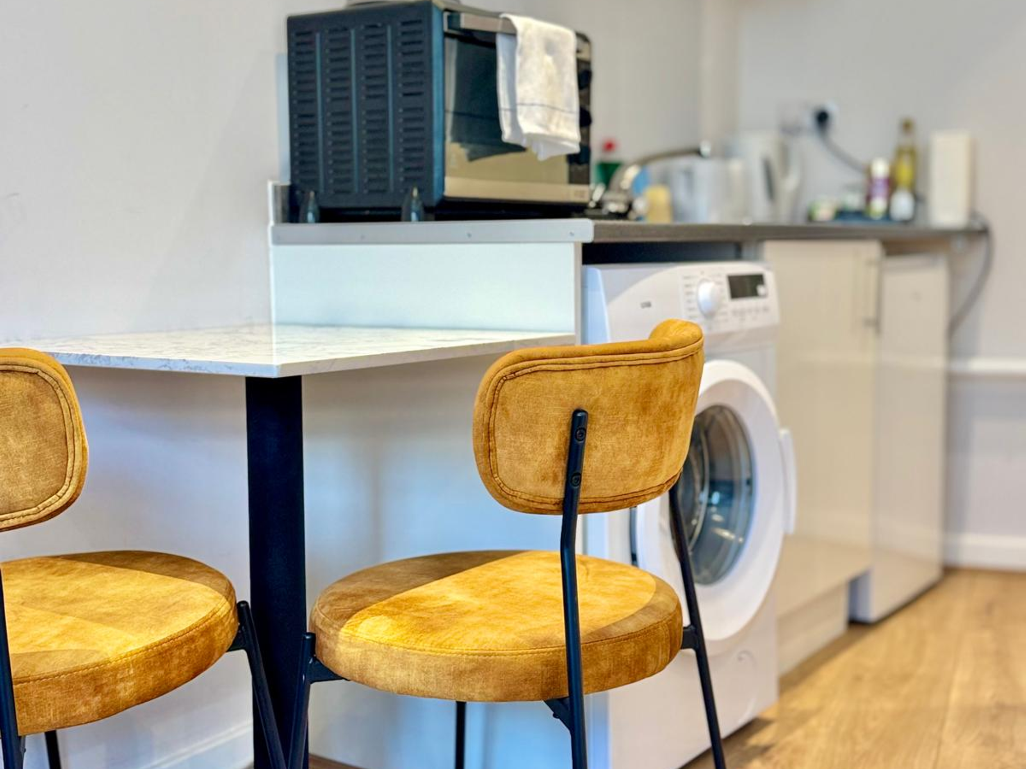 Cosy Studio Shepherd’s Bush Steps to Tube - Pass The Keys in Flat 1 (Left) - 23 Bulwer St W12 8AR - Property image 3 - VivreStays