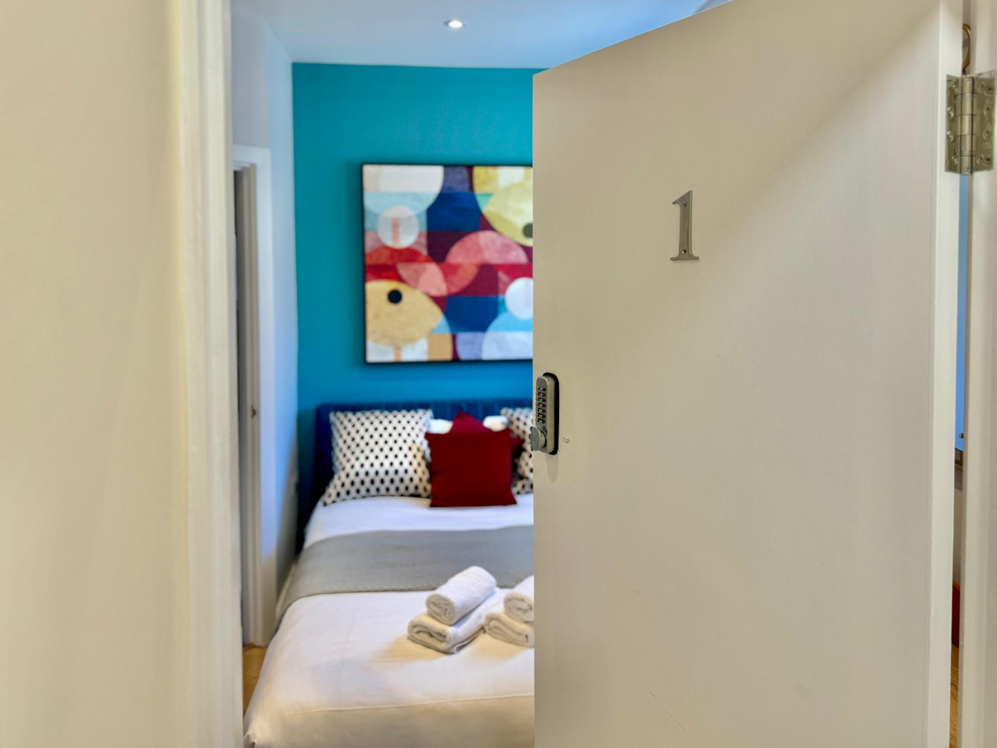 Trendy Studio Near Tube in Shepherd’s Bush Hotspot - Pass the Keys in Flat 1 (Right) - Bulwer St W12 8AR - Property image 19 - VivreStays