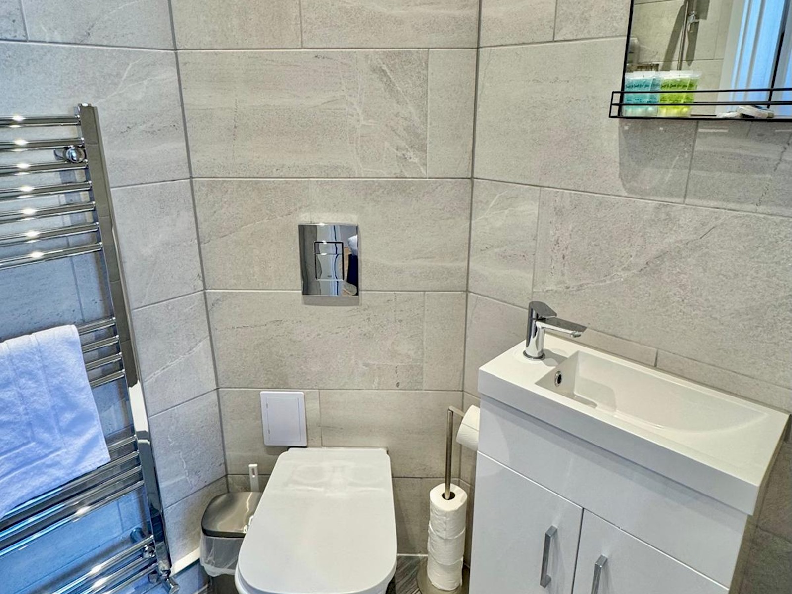 Trendy Studio Near Tube in Shepherd’s Bush Hotspot - Pass the Keys in Flat 1 (Right) - Bulwer St W12 8AR - Property image 14 - VivreStays