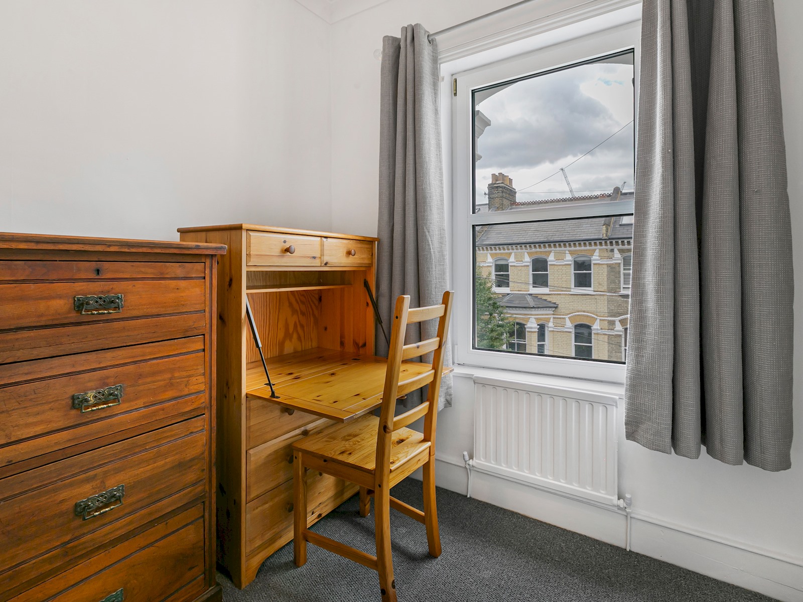 Elegant GetAway House in Vibrant Clapham Juction - Pass the Keys in 21 Beauchamp Road SW11 1PG - Property image 20 - VivreStays