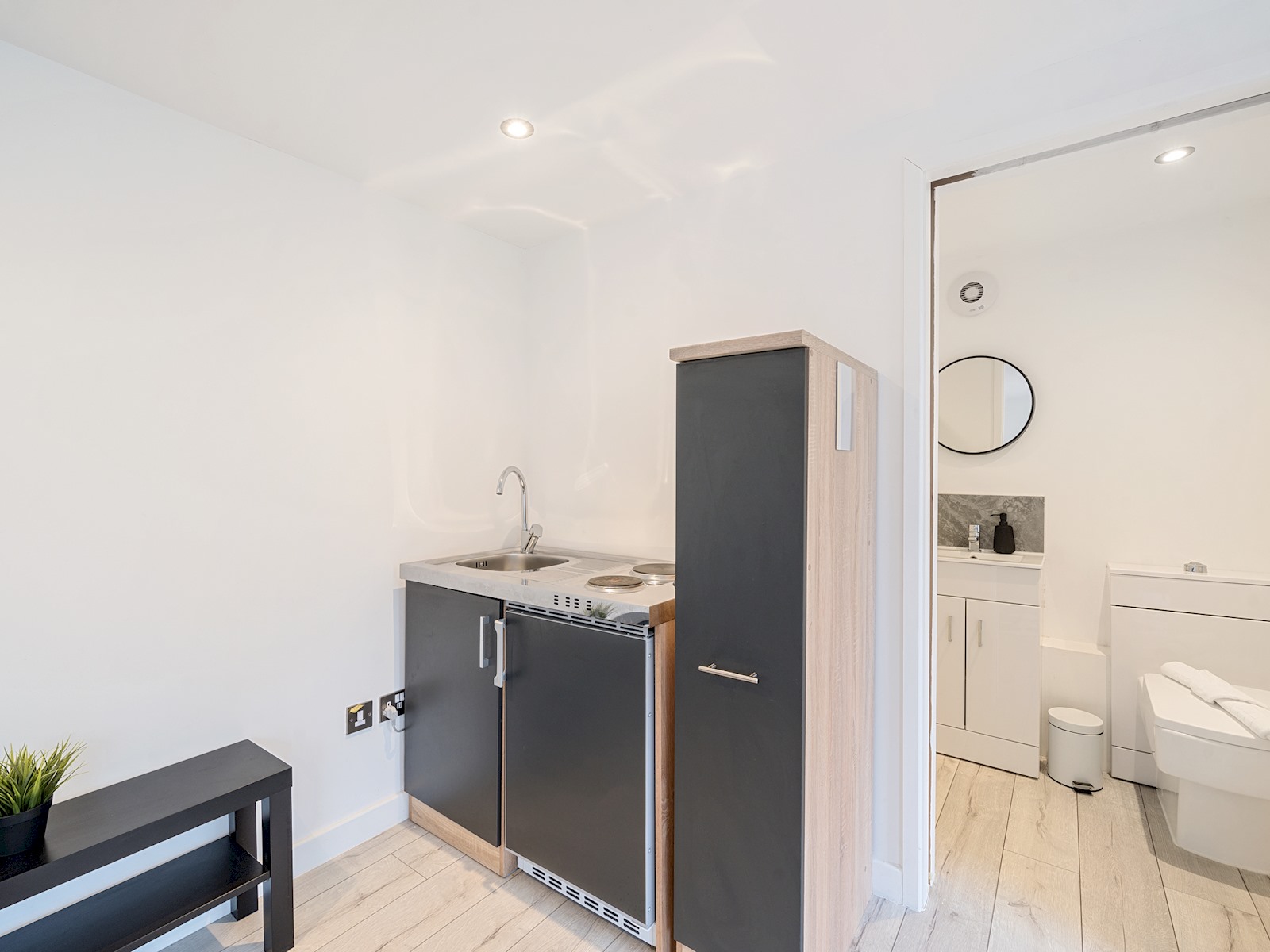 Modern 4 Bed inc. Garden Room & Parking - Oxford - Pass the Keys in 12 Glebelands, Headington OX3 7EL - Property image 15 - VivreStays