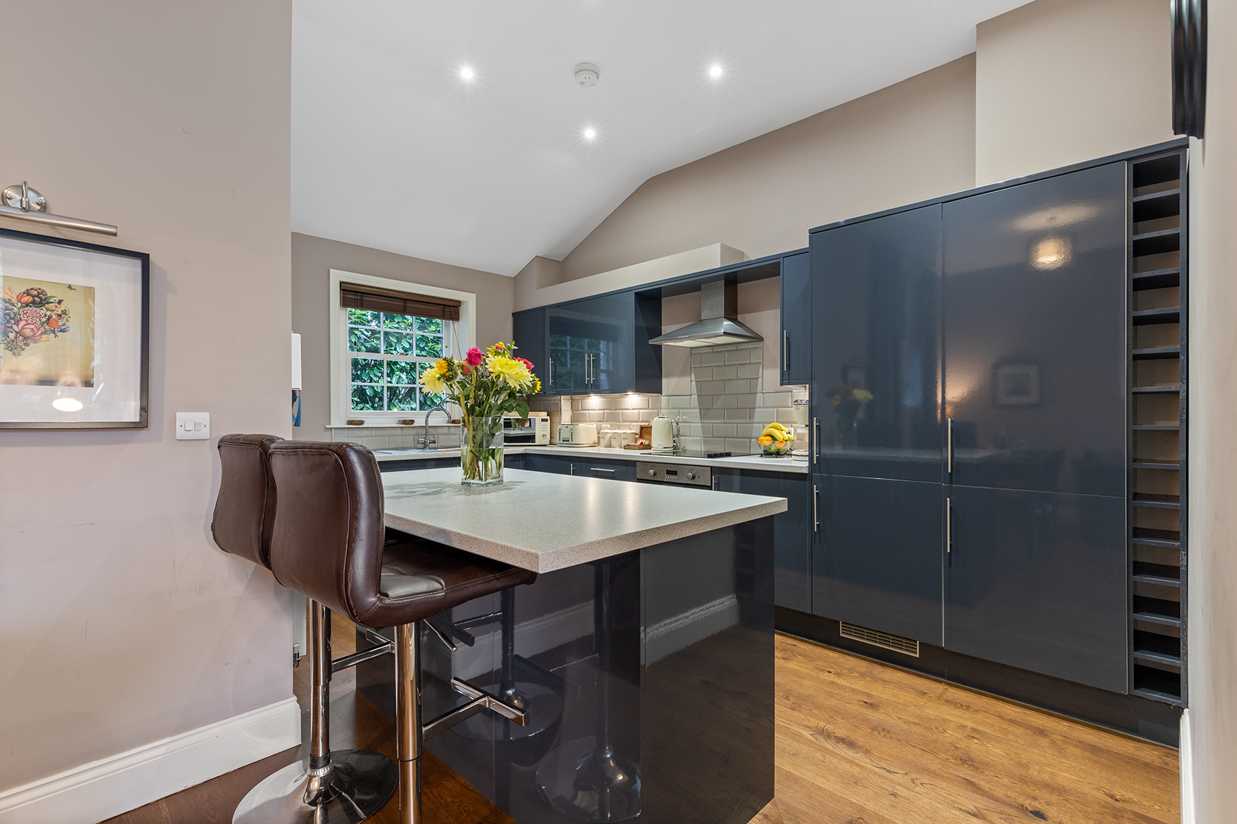 No. 1 - Laurel Cottage - Pass the Keys in 1 Middlethorpe Cottages, Middlethorpe YO23 2GB - Property image 15 - VivreStays