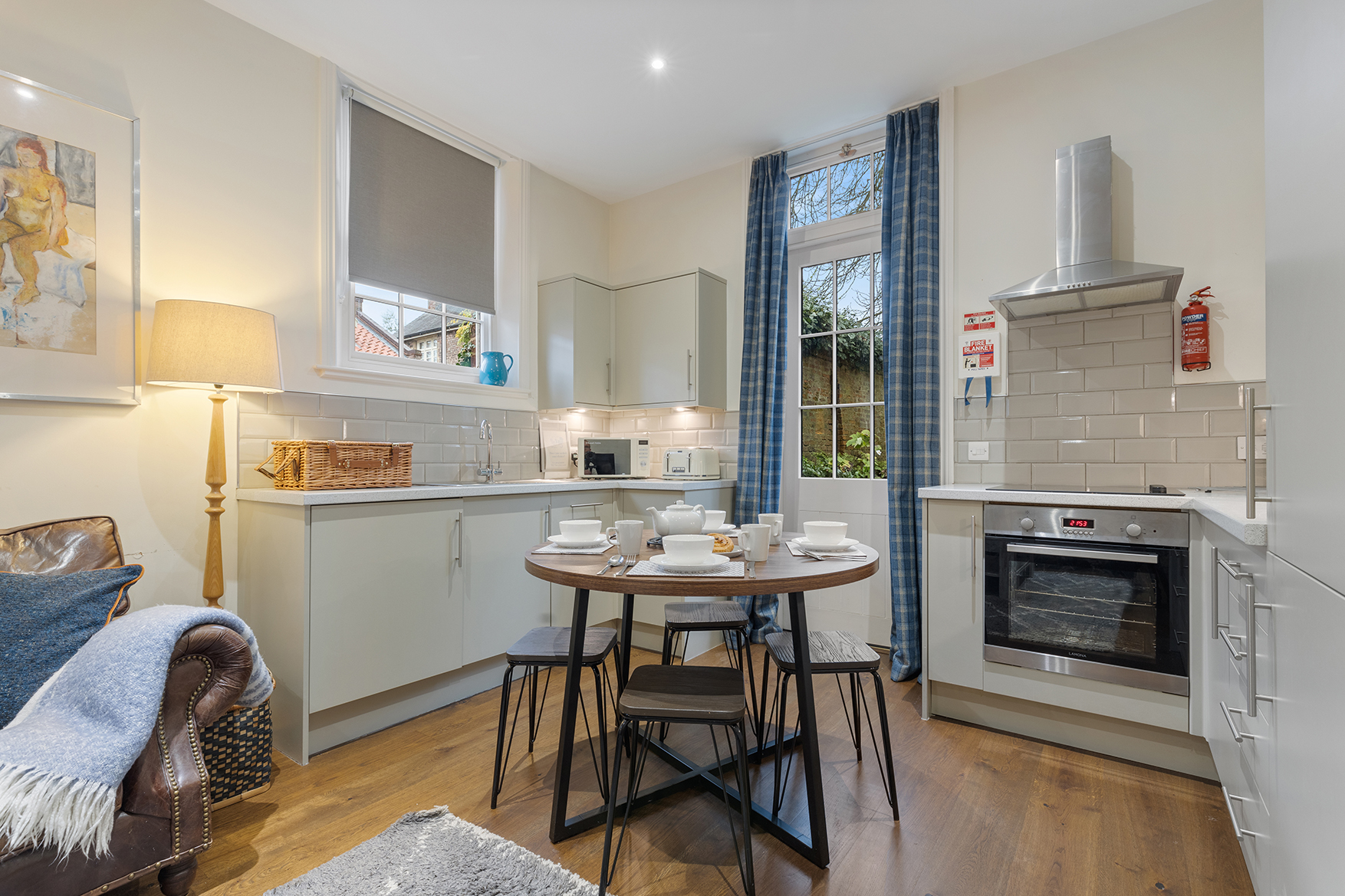 No. 5 - Chestnut Cottage - Pass the Keys in 5 Middlethorpe Cottages, Middlethorpe, York YO23 2QB - Property image 20 - VivreStays