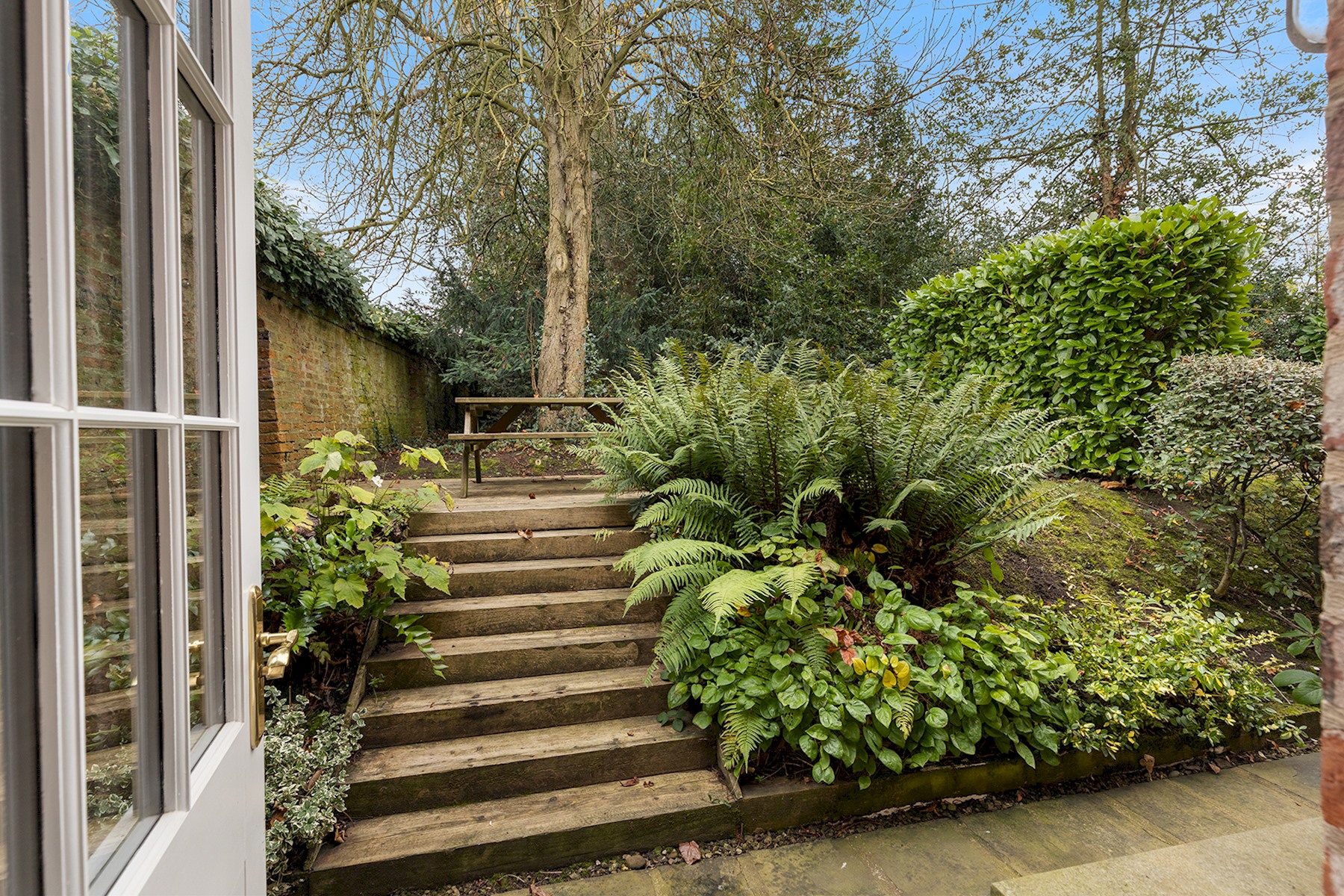 No. 5 - Chestnut Cottage - Pass the Keys in 5 Middlethorpe Cottages, Middlethorpe, York YO23 2QB - Property image 21 - VivreStays