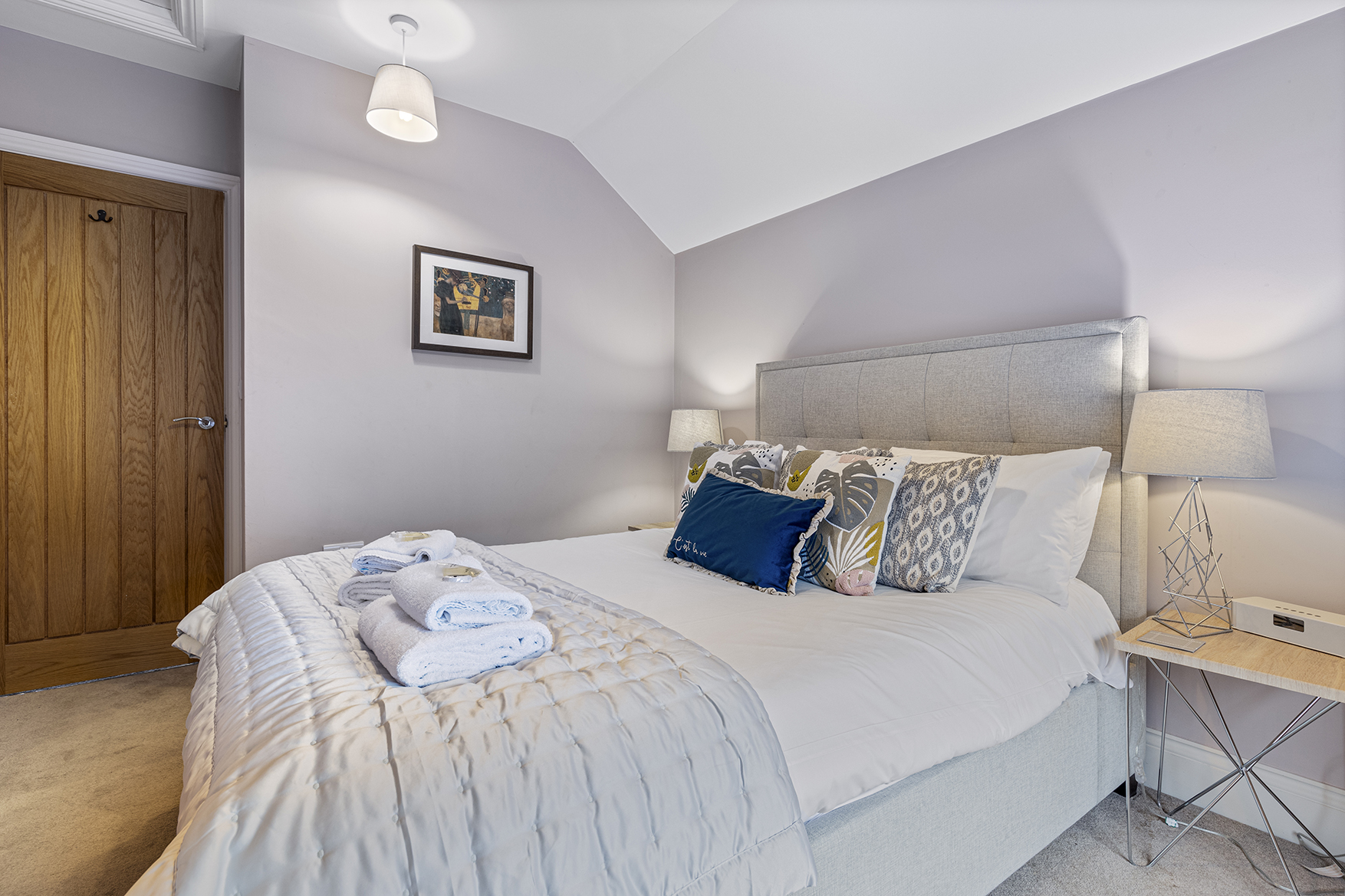 No. 5 - Chestnut Cottage - Pass the Keys in 5 Middlethorpe Cottages, Middlethorpe, York YO23 2QB - Property image 2 - VivreStays