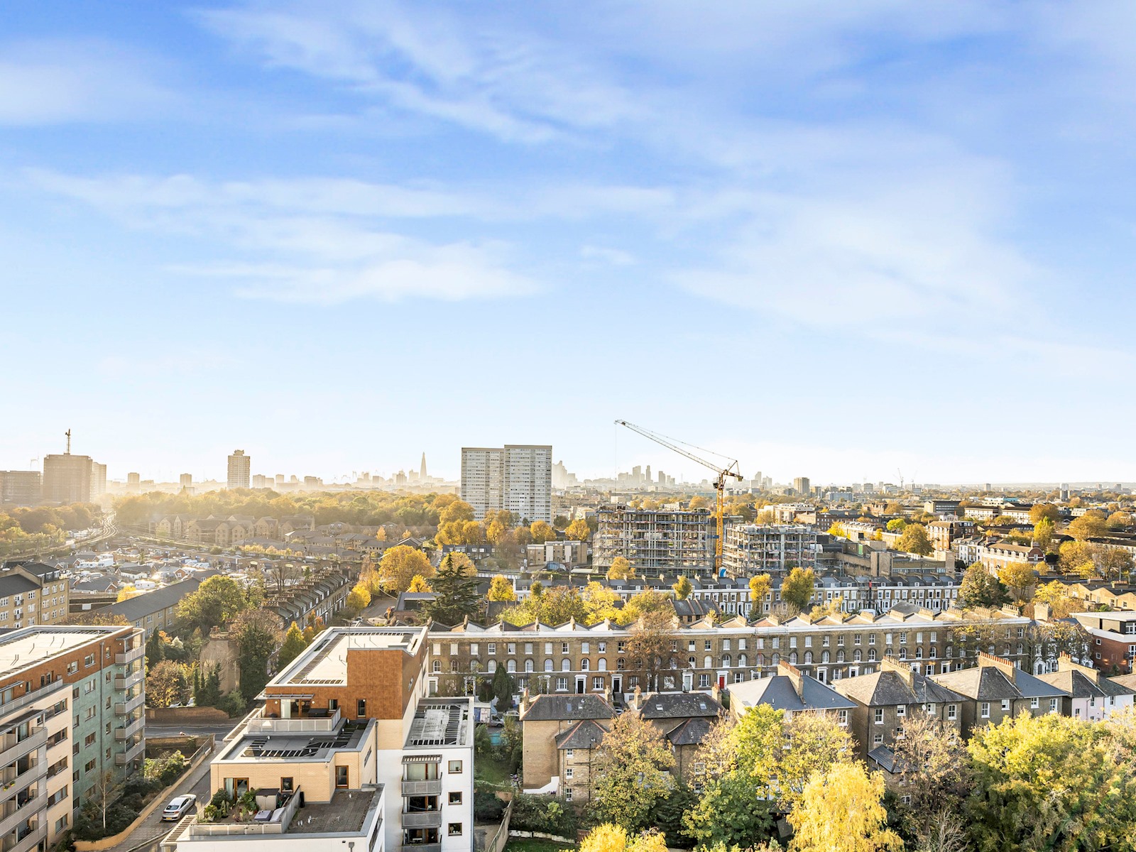 Charming Stay with a Balcony in Bow - Pass the Keys in 56 Mallard Point, 6 Rainhill Way, Bow E3 3FQ - Property image 12 - VivreStays