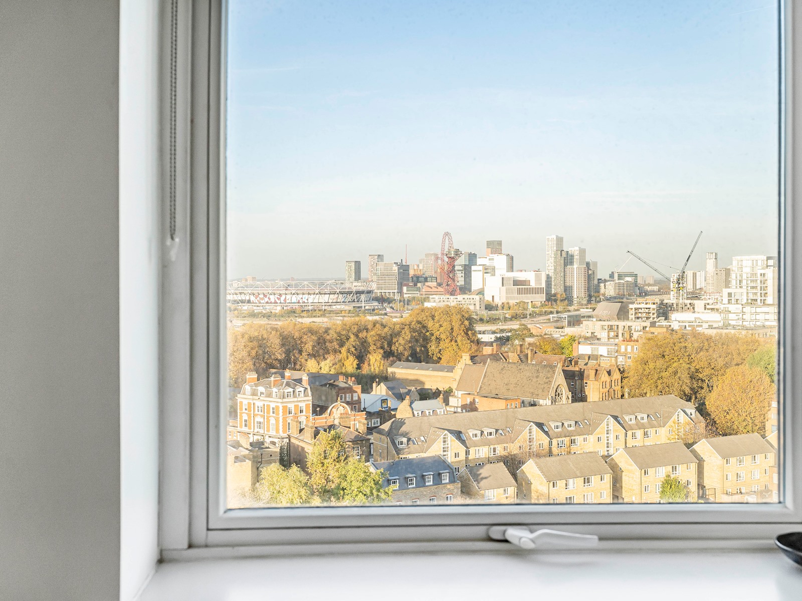 Charming Stay with a Balcony in Bow - Pass the Keys in 56 Mallard Point, 6 Rainhill Way, Bow E3 3FQ - Property image 22 - VivreStays