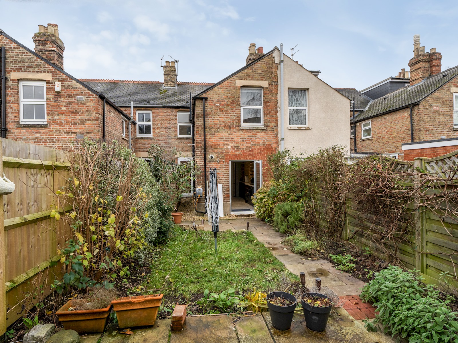 Charming 4BR Victorian Townhouse - Central Oxford - Pass the Keys in 86 St Mary's Road OX4 1QD - Property image 19 - VivreStays