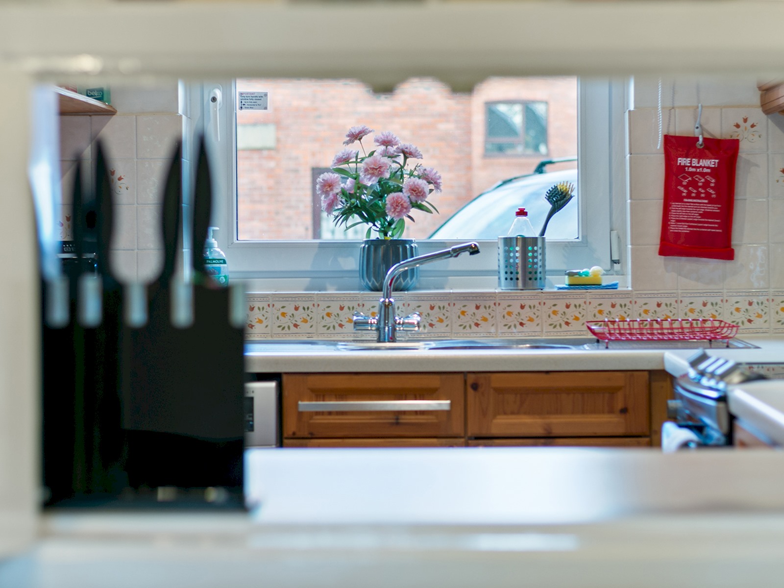 Cosy York Home with Parking - Pass the Keys in 15 Cloister Walk YO31 7HZ - Property image 10 - VivreStays