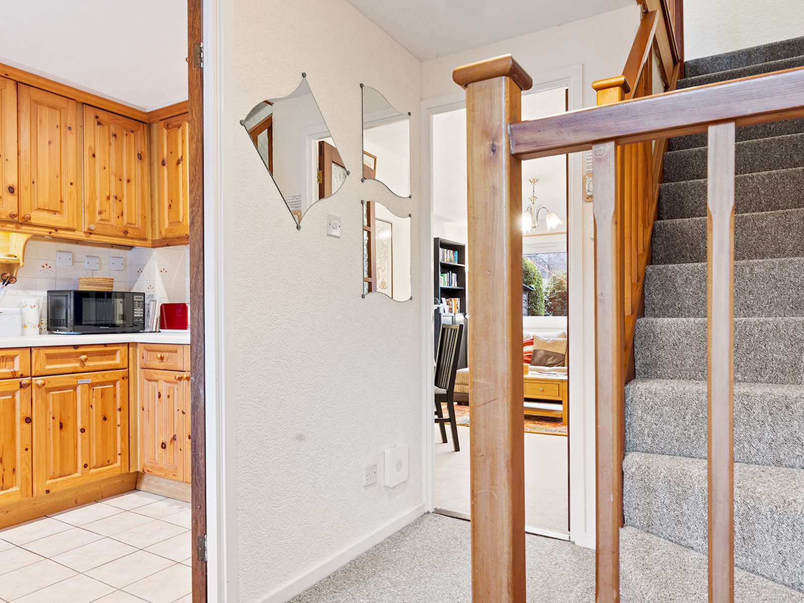 Cosy York Home with Parking - Pass the Keys in 15 Cloister Walk YO31 7HZ - Property image 19 - VivreStays