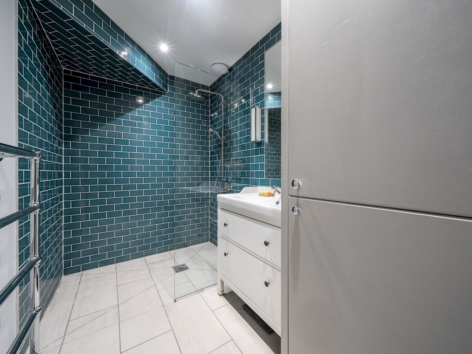 Stunning 3 Bed + Parking in Leafy North Oxford - Pass the Keys in 35 Hobson Road OX2 7JX - Property image 6 - VivreStays