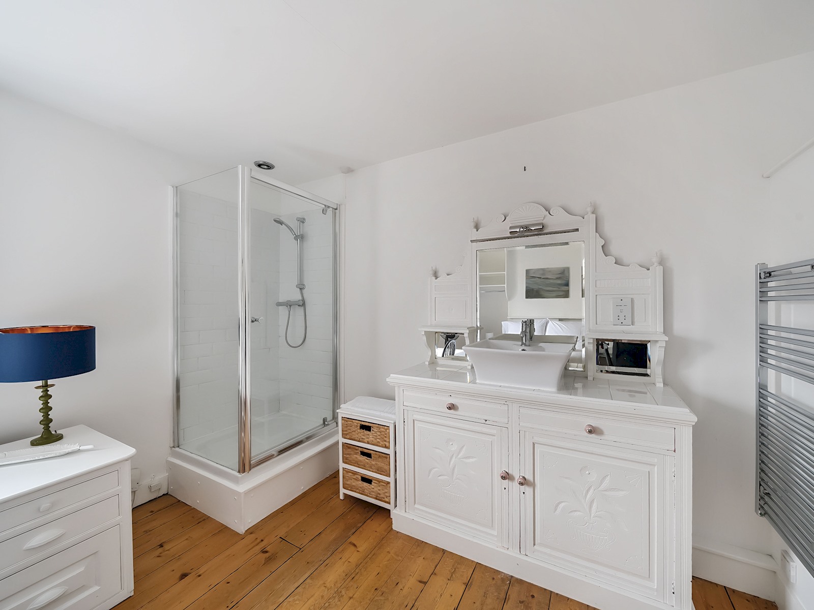 Renovated 3BR Garden Home - Central Oxford - Pass the Keys in 31 Alma Pl OX4 1JW - Property image 17 - VivreStays