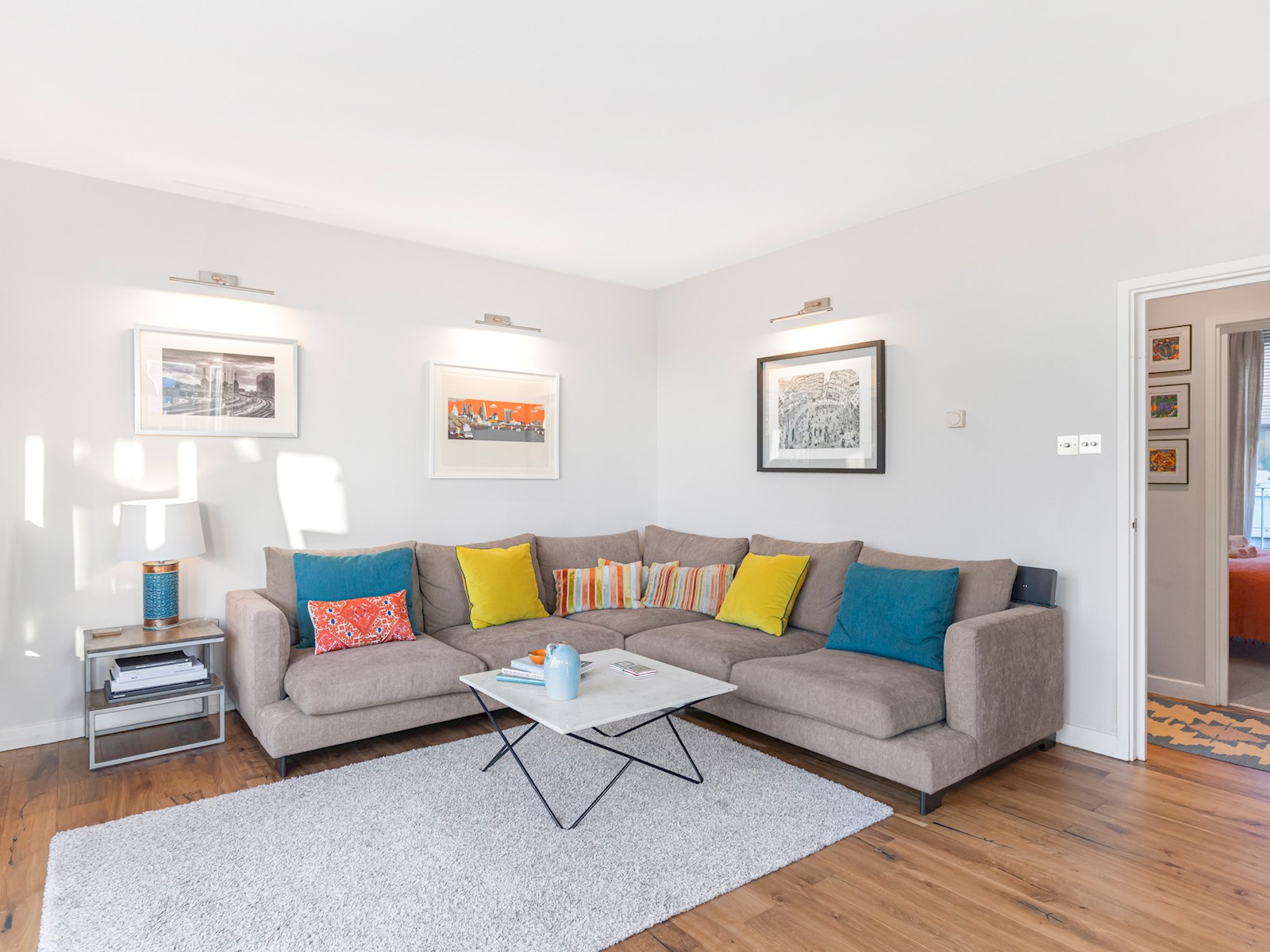 View Perfectly Located Comfy 1-Bed in London Bridge - Pass the Keys in 31 Bickels Yard, 151-153 Bermondsey St SE1 3HA Perfectly Located Comfy 1-Bed in London Bridge - Pass the Keys in 31 Bickels Yard, 151-153 Bermondsey St SE1 3HA - Property image 6 - VivreStays