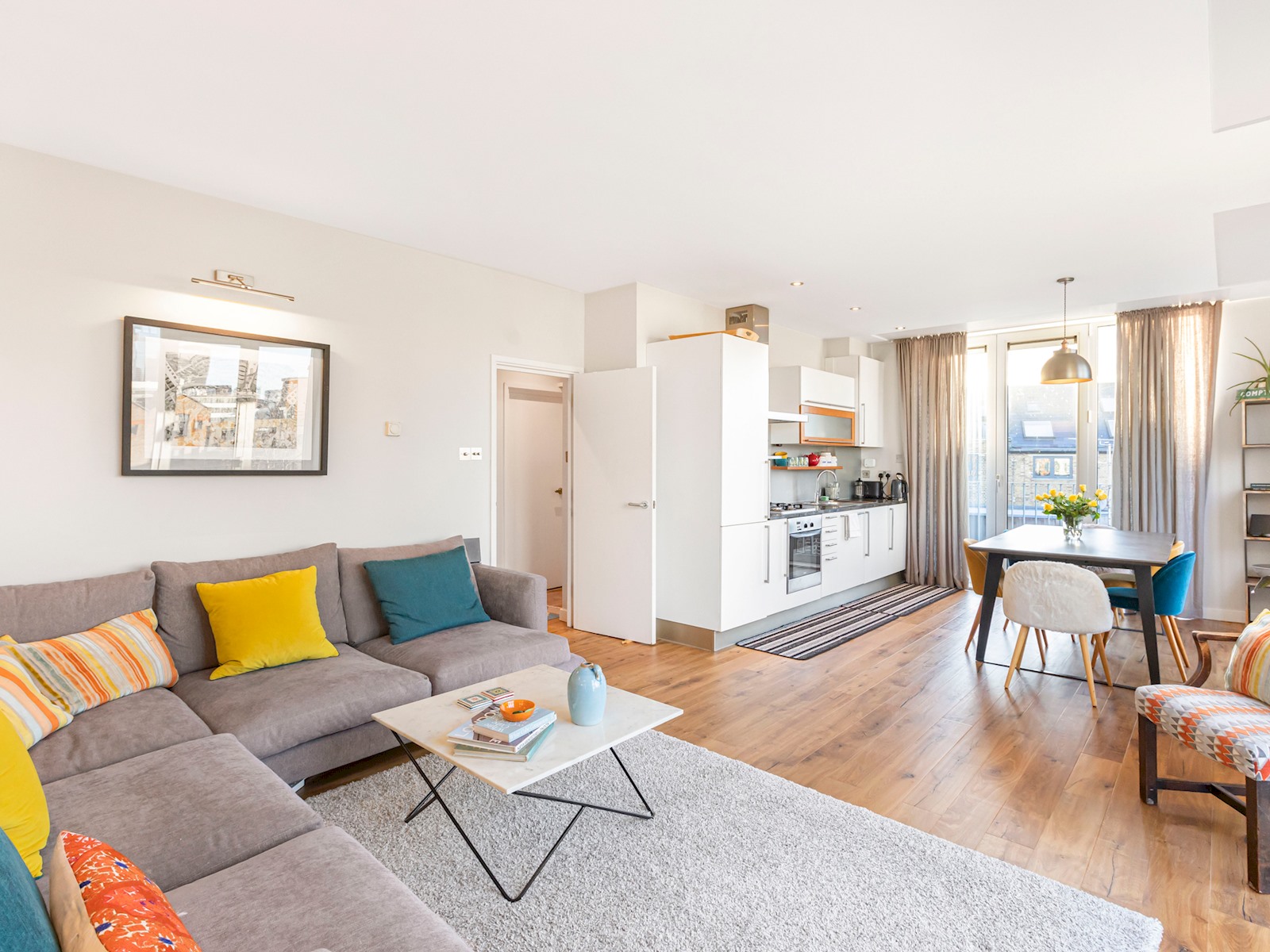 View Perfectly Located Comfy 1-Bed in London Bridge - Pass the Keys in 31 Bickels Yard, 151-153 Bermondsey St SE1 3HA Perfectly Located Comfy 1-Bed in London Bridge - Pass the Keys in 31 Bickels Yard, 151-153 Bermondsey St SE1 3HA - Property image 8 - VivreStays