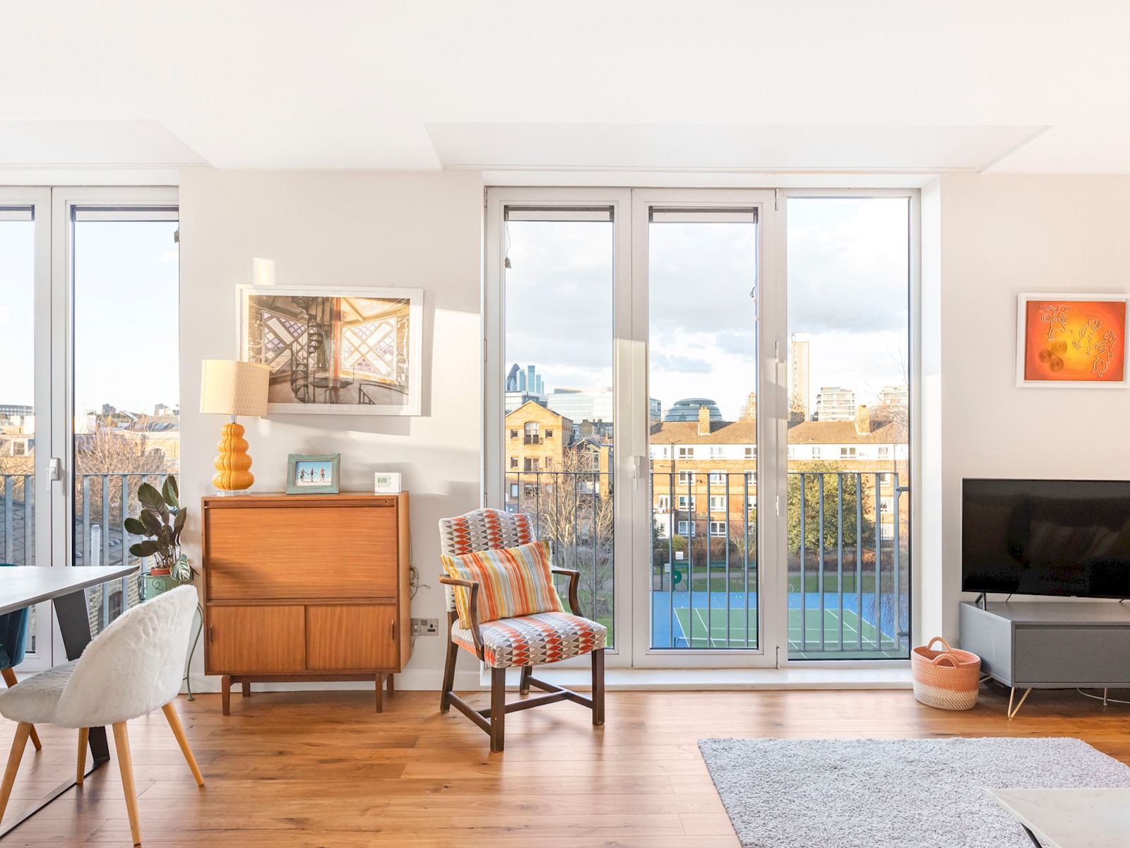 View Perfectly Located Comfy 1-Bed in London Bridge - Pass the Keys in 31 Bickels Yard, 151-153 Bermondsey St SE1 3HA Perfectly Located Comfy 1-Bed in London Bridge - Pass the Keys in 31 Bickels Yard, 151-153 Bermondsey St SE1 3HA - Property image 9 - VivreStays