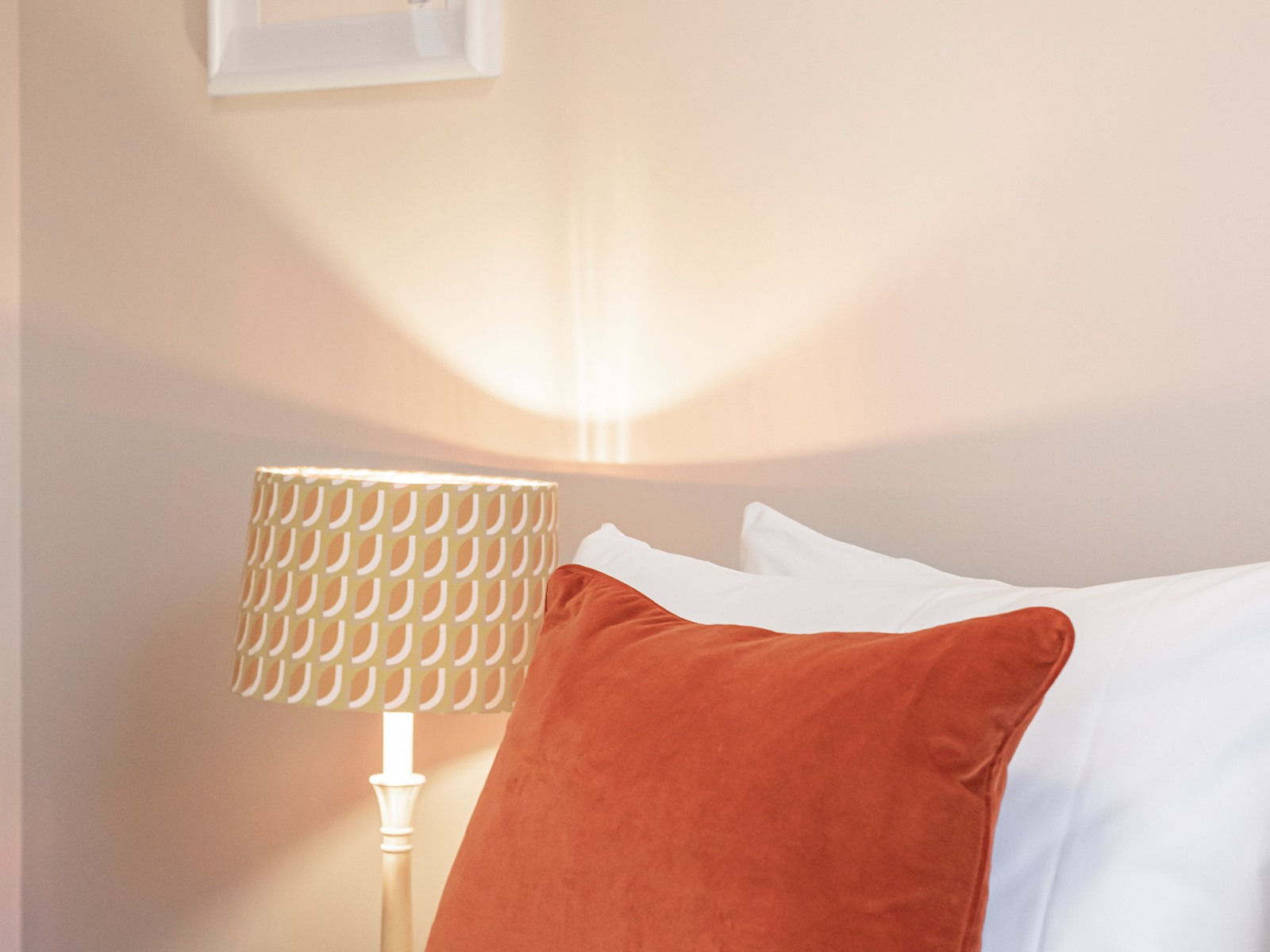 View Perfectly Located Comfy 1-Bed in London Bridge - Pass the Keys in 31 Bickels Yard, 151-153 Bermondsey St SE1 3HA Perfectly Located Comfy 1-Bed in London Bridge - Pass the Keys in 31 Bickels Yard, 151-153 Bermondsey St SE1 3HA - Property image 15 - VivreStays