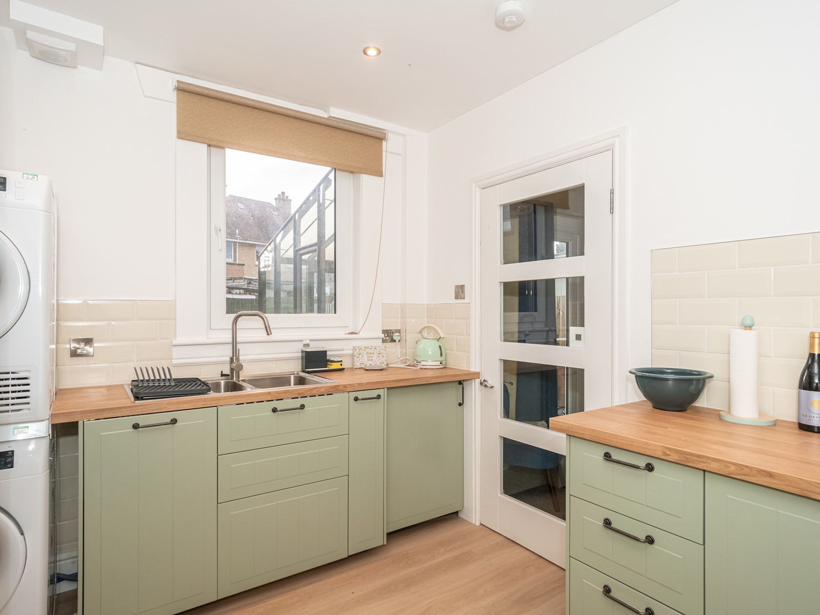 Charming Family House in Rosewell - Pass the Keys in 49 Pentland Crescent, Rosewell EH24 9BJ - Property image 5 - VivreStays