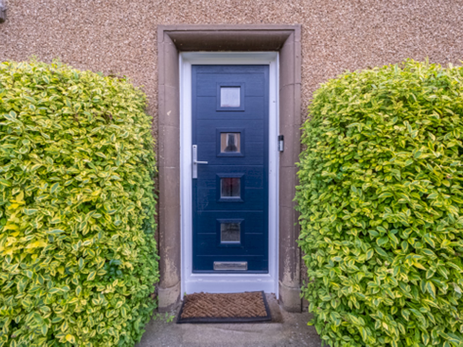 Charming Family House in Rosewell - Pass the Keys in 49 Pentland Crescent, Rosewell EH24 9BJ - Property image 27 - VivreStays