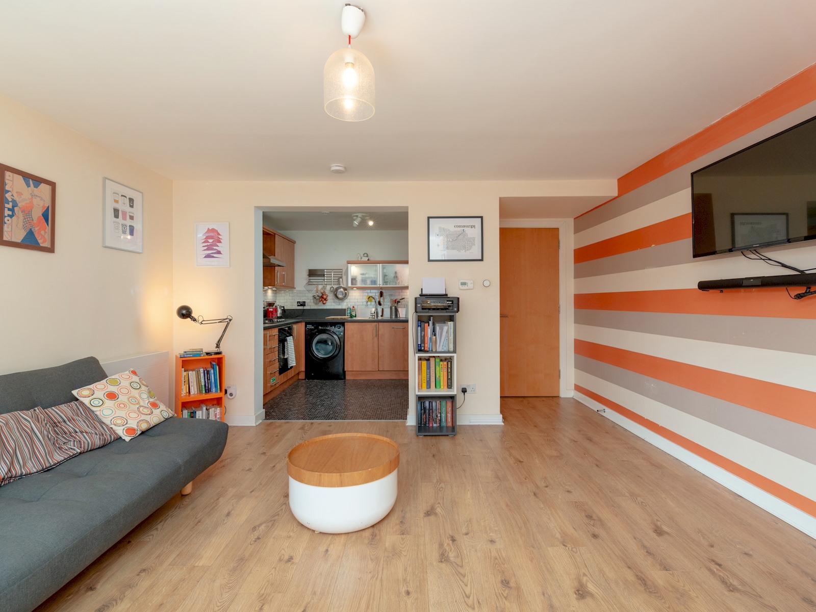 Modern 2-Bdr Flat in Edinburgh - Pass the Keys in 8 Salamander Court, Flat 32 EH6 7JN - Property image 4 - VivreStays