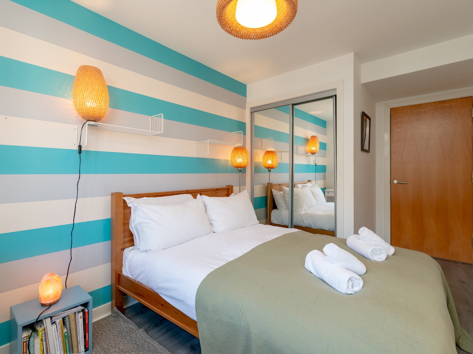 Modern 2-Bdr Flat in Edinburgh - Pass the Keys in 8 Salamander Court, Flat 32 EH6 7JN - Property image 2 - VivreStays