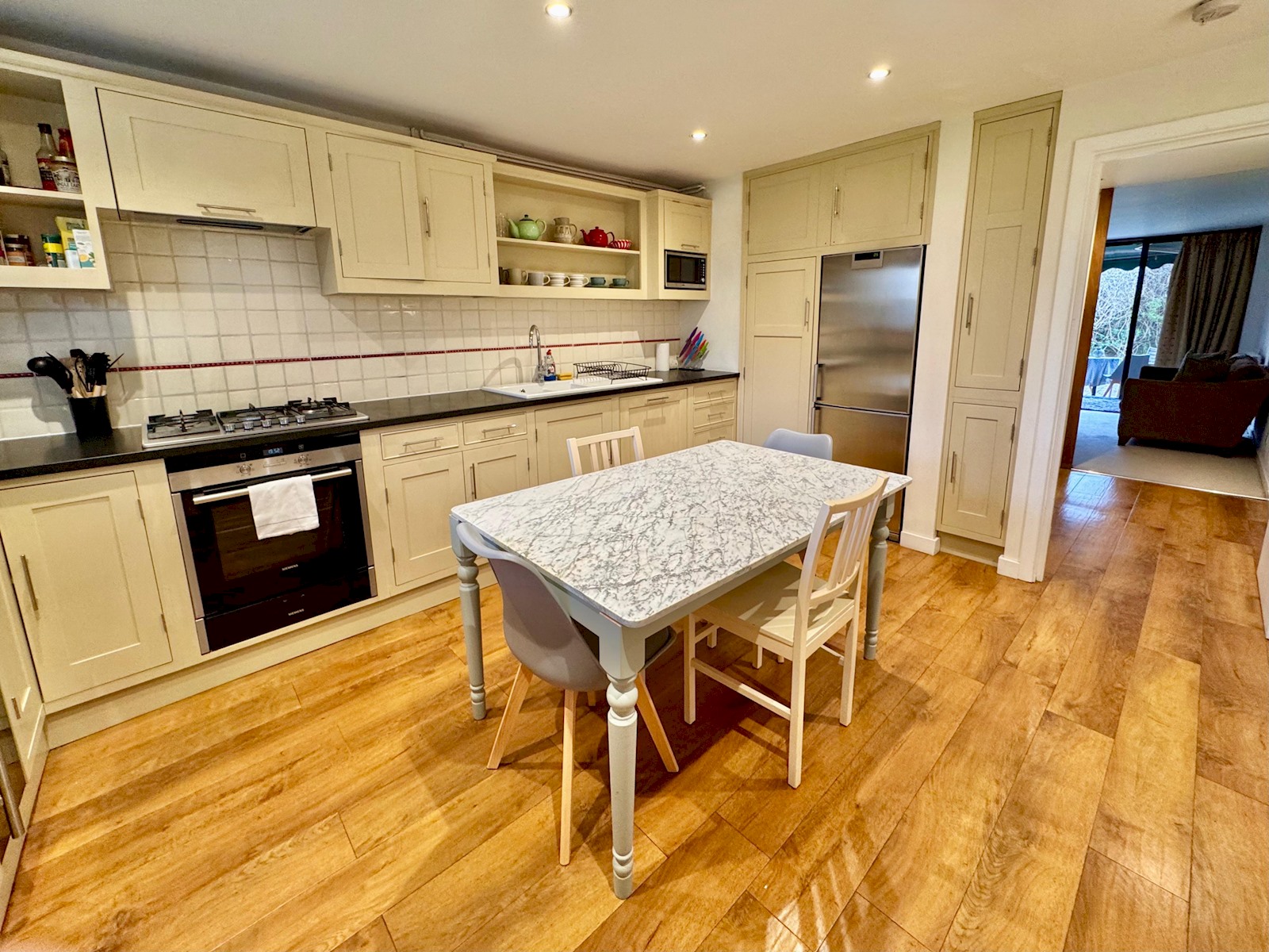 Charming Cosy Maisonette in South Bank  - Pass the Keys in 5 Mead Row, Wellington Mills SE1 7JG - Property image 8 - VivreStays