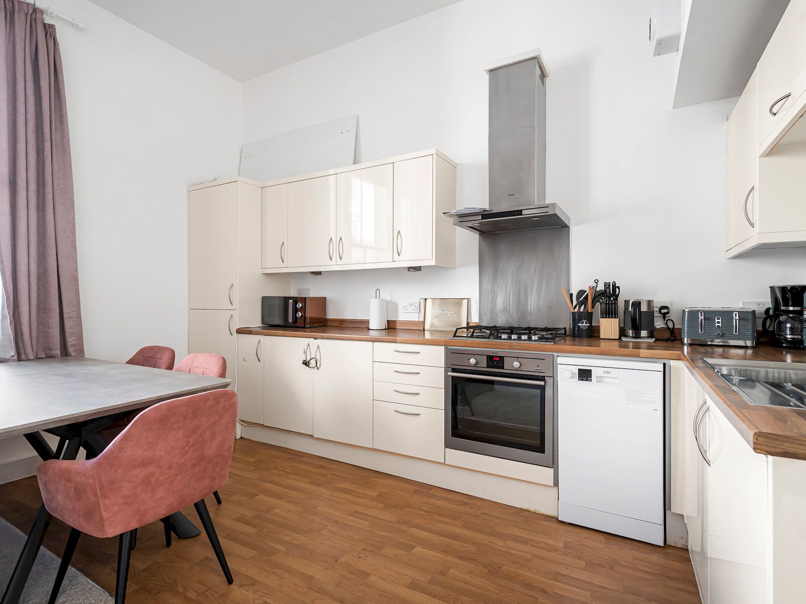 Stylish Open-Plan Living Gem in Victoria - Pass the Keys in flat b, 33 Denbigh Pl SW1V 2HA - Property image 13 - VivreStays